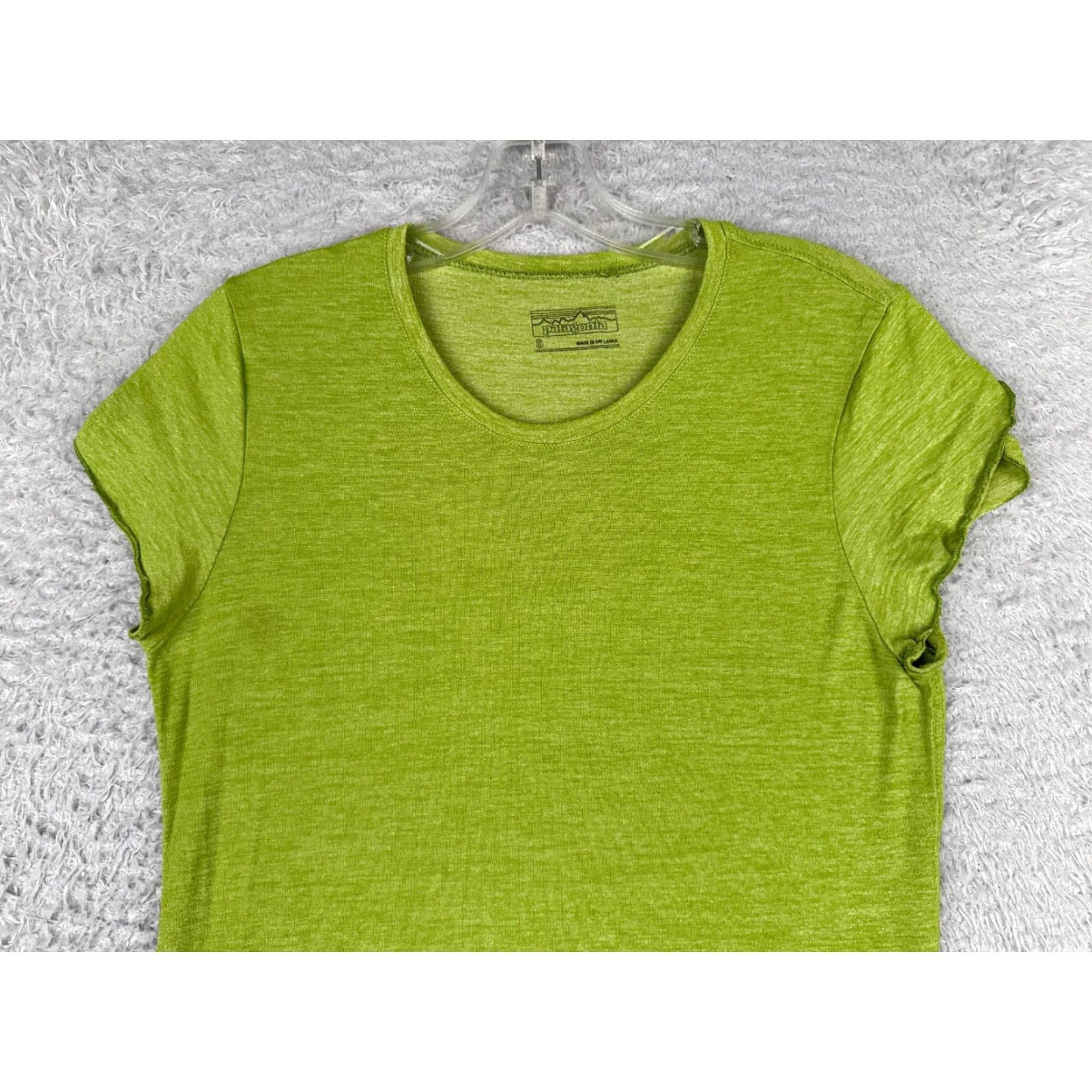 Patagonia Patagonia Shirt Women S Green Short Sleeve Crew Neck Nylon Blend Glorya Tee Size S / US 4 / IT 40 - 4 Thumbnail