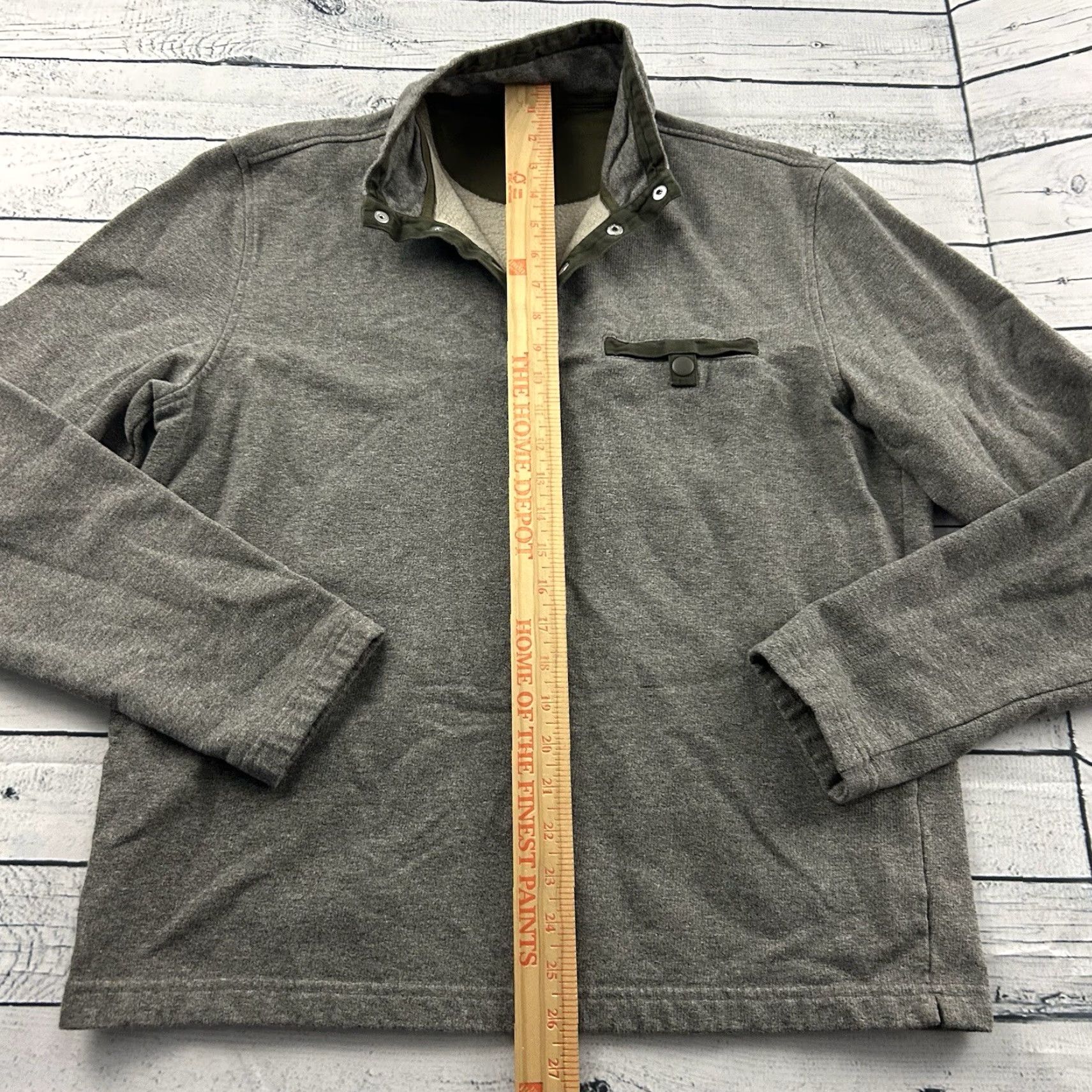 UNTUCKit UNTUCKit Parkson Pullover Jacket Mens Large Gray Green Snap Button Cotton Blend Shirt/Jacket Size US L / EU 52-54 / 3 - 4 Thumbnail