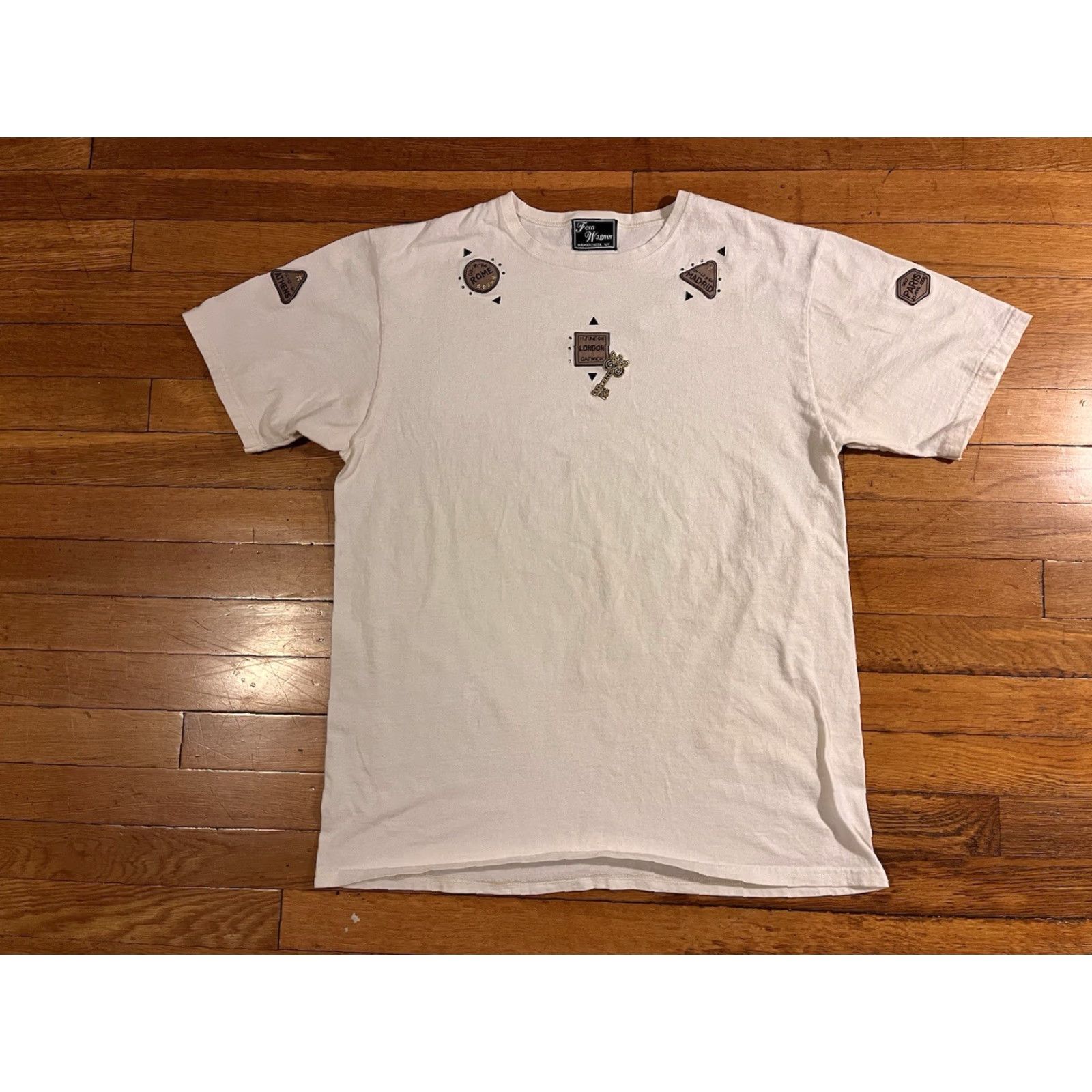 Vintage VINTAGE Fern Wagner Travel Patch Shirt Women’s L White 90s Size L / US 10 / IT 46 - 2 Thumbnail