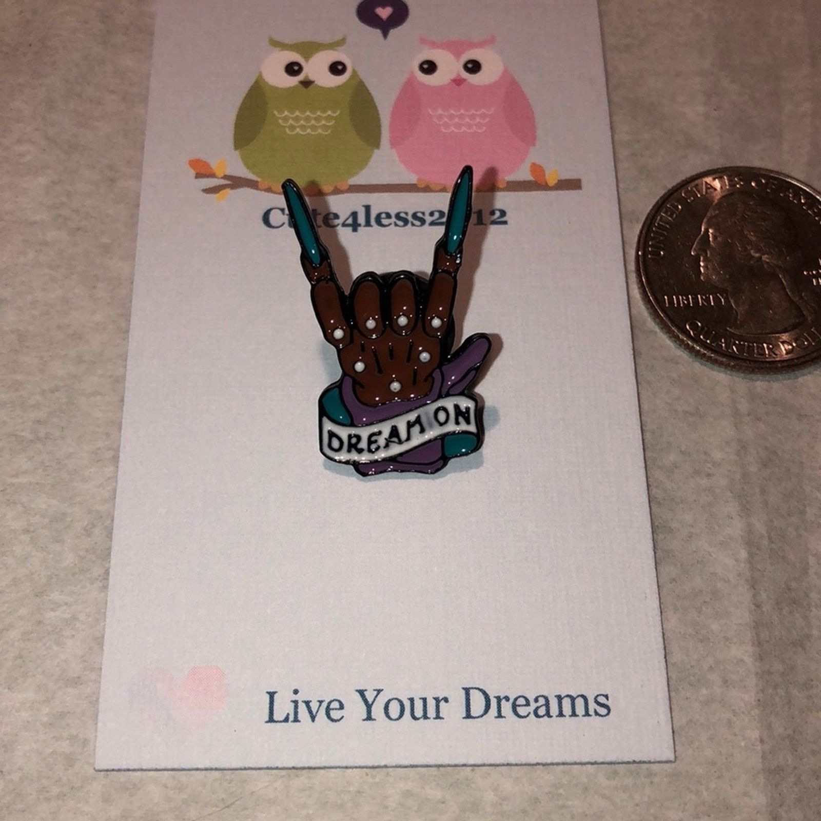 Other Dream On Rock On Pin Brooch Halloween Size ONE SIZE - 1 Thumbnail