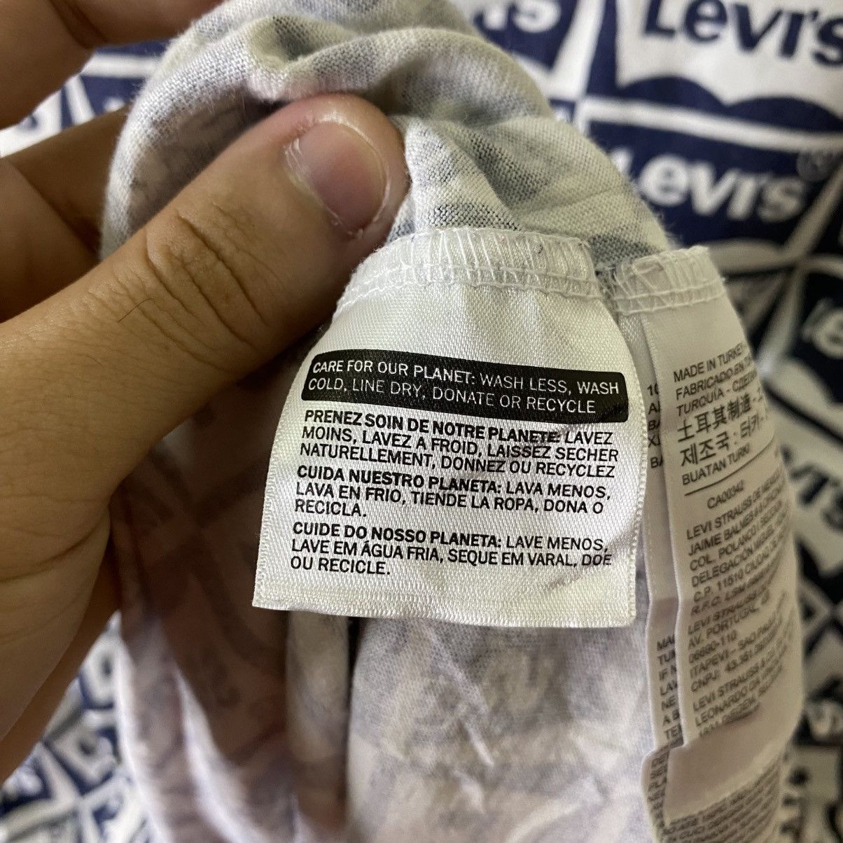 Levi's Levis All Over Print T Shirt Size US XL / EU 56 / 4 - 4 Thumbnail