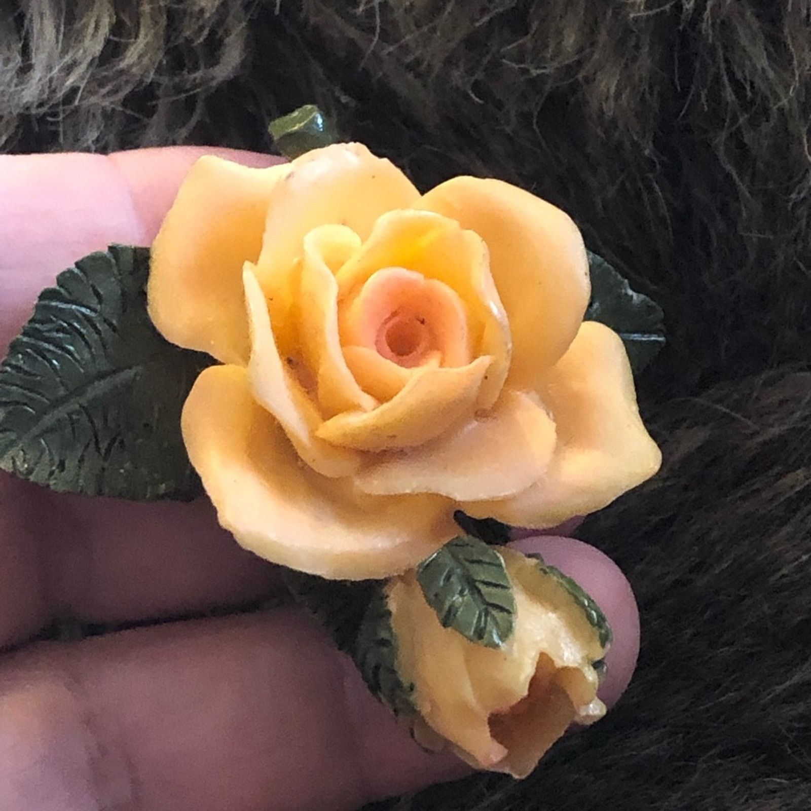 Vintage Vintage 80s cast resin peach rose brooch pin Size ONE SIZE - 4 Thumbnail