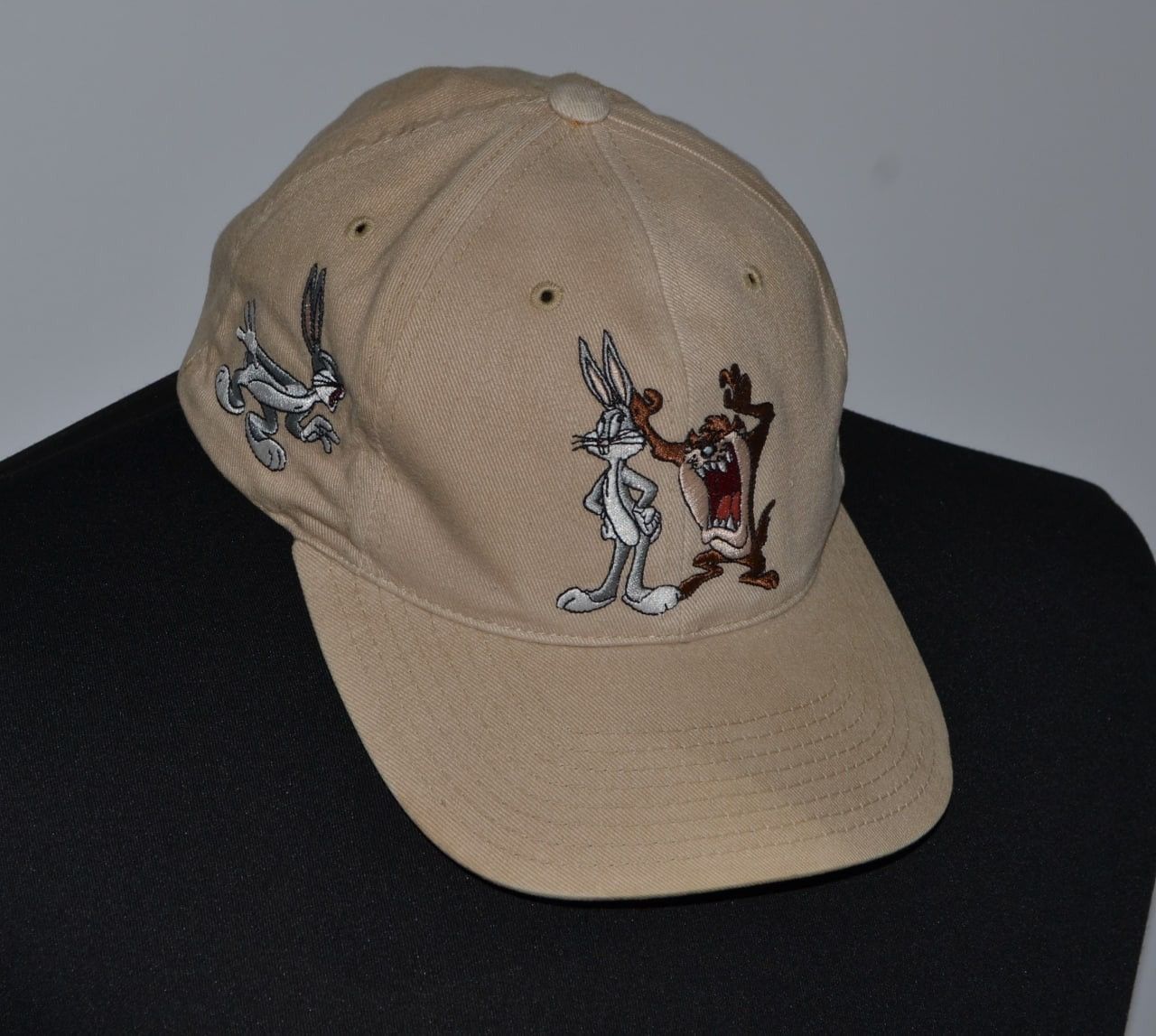 Vintage × Warner Bros WARNER BROS cap vintage 1997 Size ONE SIZE - 2 Thumbnail