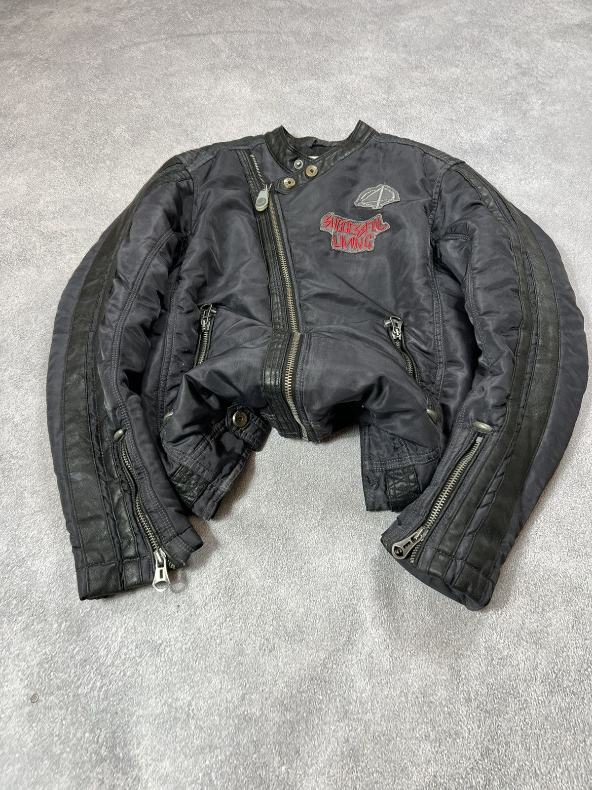 Diesel VTG Yohji Yamamoto Style Cropped Kanye Boxy Jacket Size US S / EU 44-46 / 1 - 5 Thumbnail