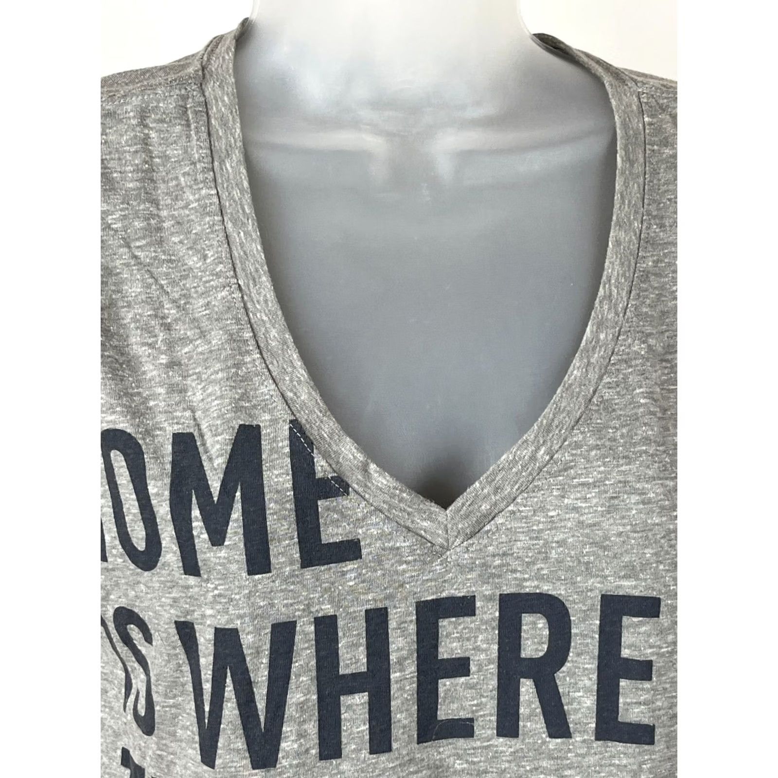 Disney Disney T-Shirt Womens Small Gray Minnie Mouse Home Is Where The Ears Are Tee Size S / US 4 / IT 40 - 2 Thumbnail