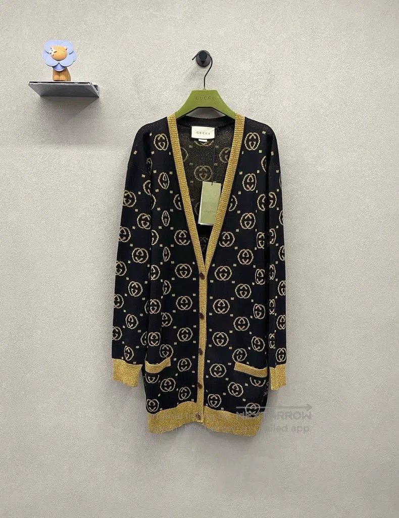 Gucci Gucci Double G full-print V-neck long-sleeved knitwear coa Size L / US 10 / IT 46 - 1 Thumbnail