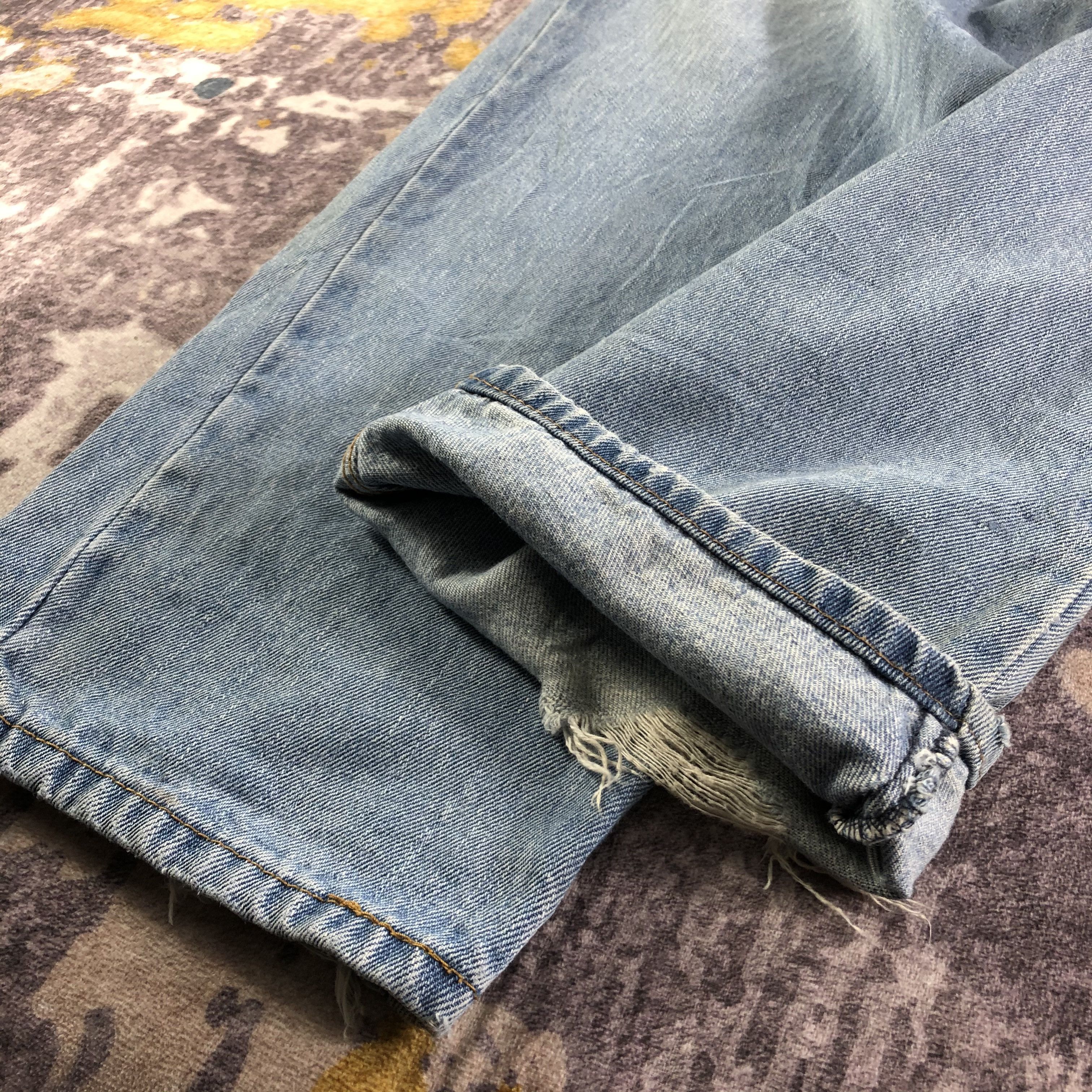 Levi's × Vintage Vintage Light Wash Levis 560 Jeans-JM3367 Size US 39 - 7 Thumbnail