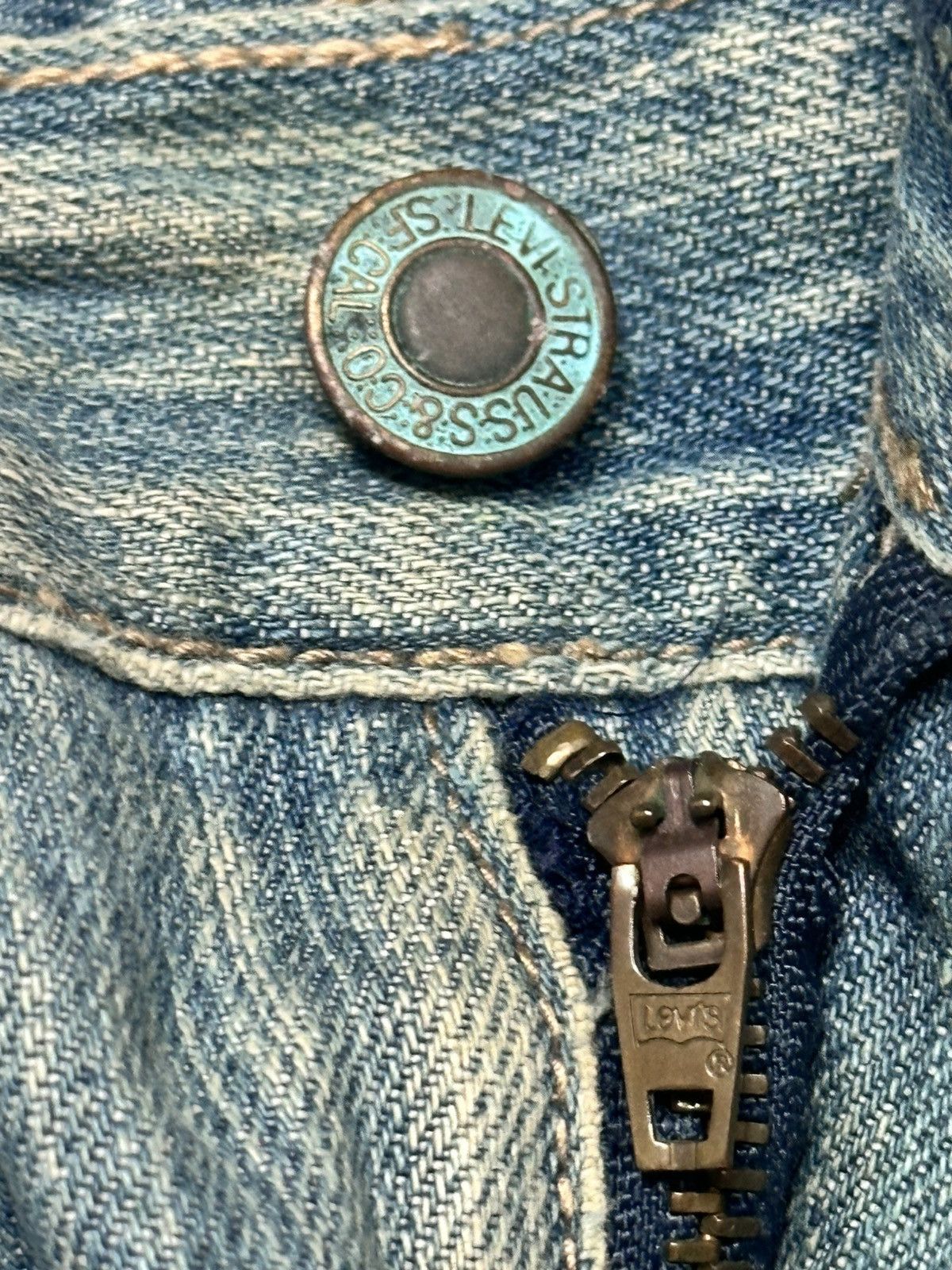 Levi's Levi’s 501 Vintage Distressed Straight Leg Mudwash & Faded Size US 31 - 11 Thumbnail