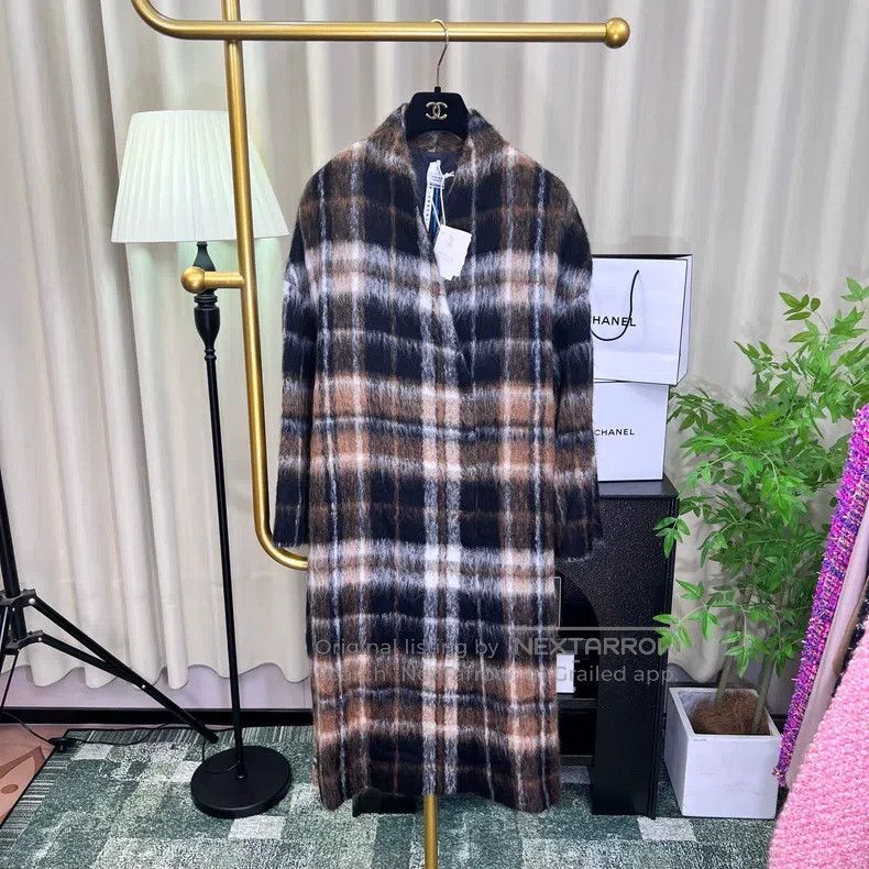 Brunello Cucinelli Brunello Cucinelli 18FW Alpaca Cashmere Horse Hair Pearl N Size XS / US 0-2 / IT 36-38 - 1 Thumbnail