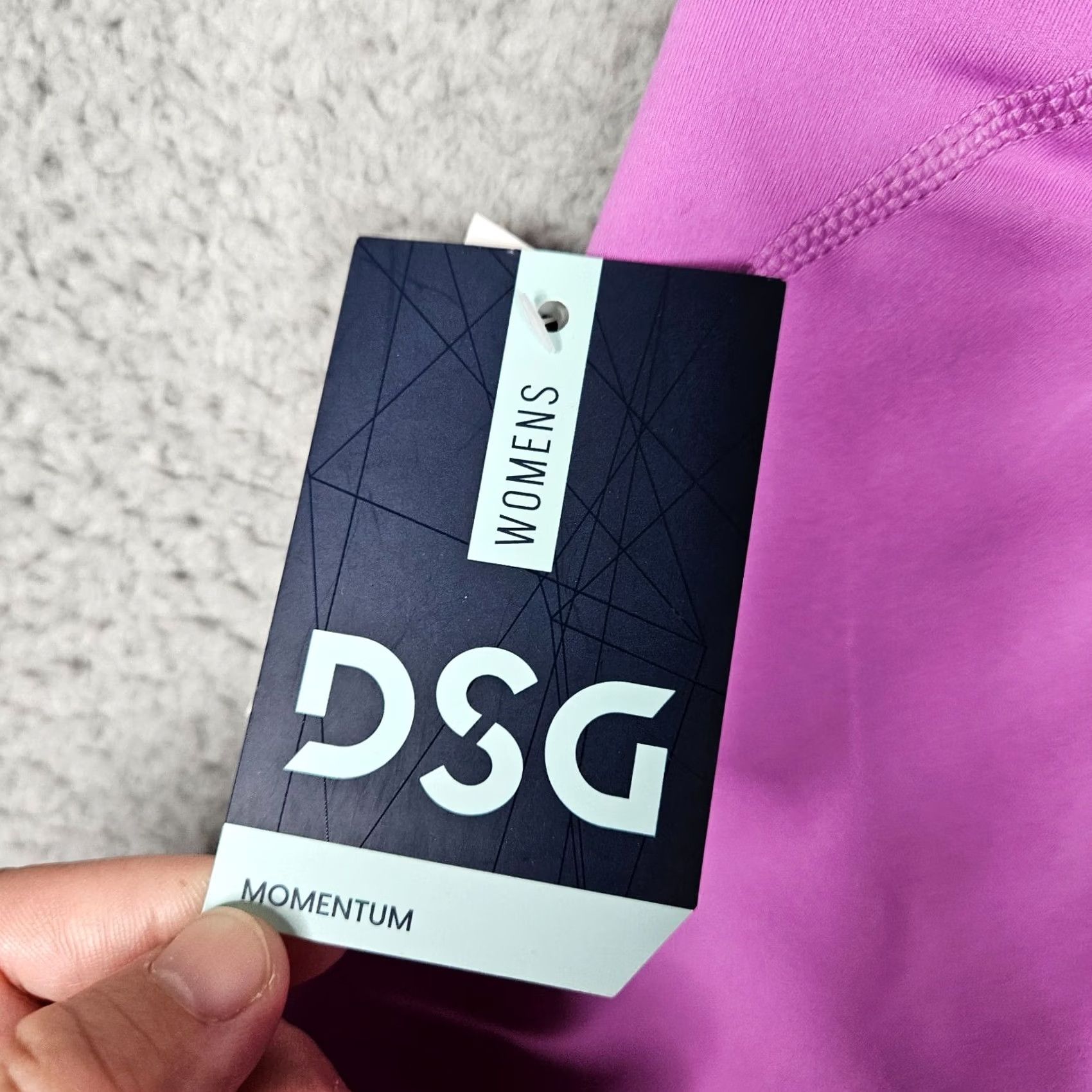 Vintage D&G Momentum High Rise Dark Pink Stretch Fitted 5" Lilac Fields Short XS NEW Womens Shorts Skimmer Stretch Activewear Casual Brand: D&G Size 26" / US 2 / IT 38 - 5 Thumbnail