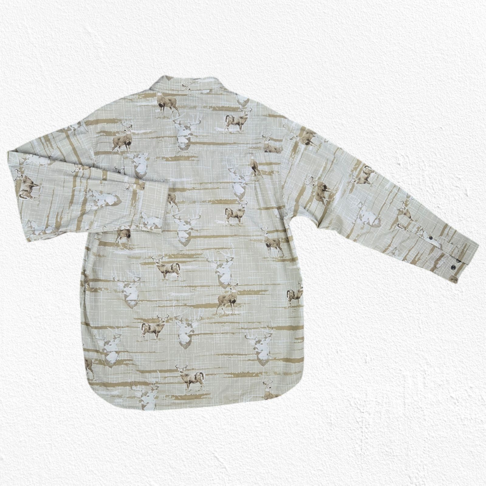 Columbia Columbia Tan Deer Button Down Shirt Size Medium Size US M / EU 48-50 / 2 - 10 Thumbnail
