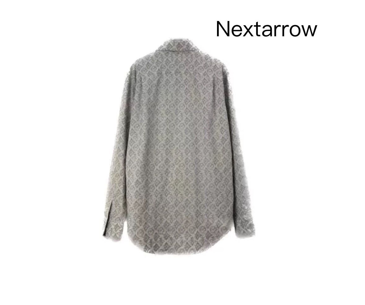 Louis Vuitton Louis Vuitton Grey and white embroidered shirt logo shirt Size US XL / EU 56 / 4 - 2 Thumbnail