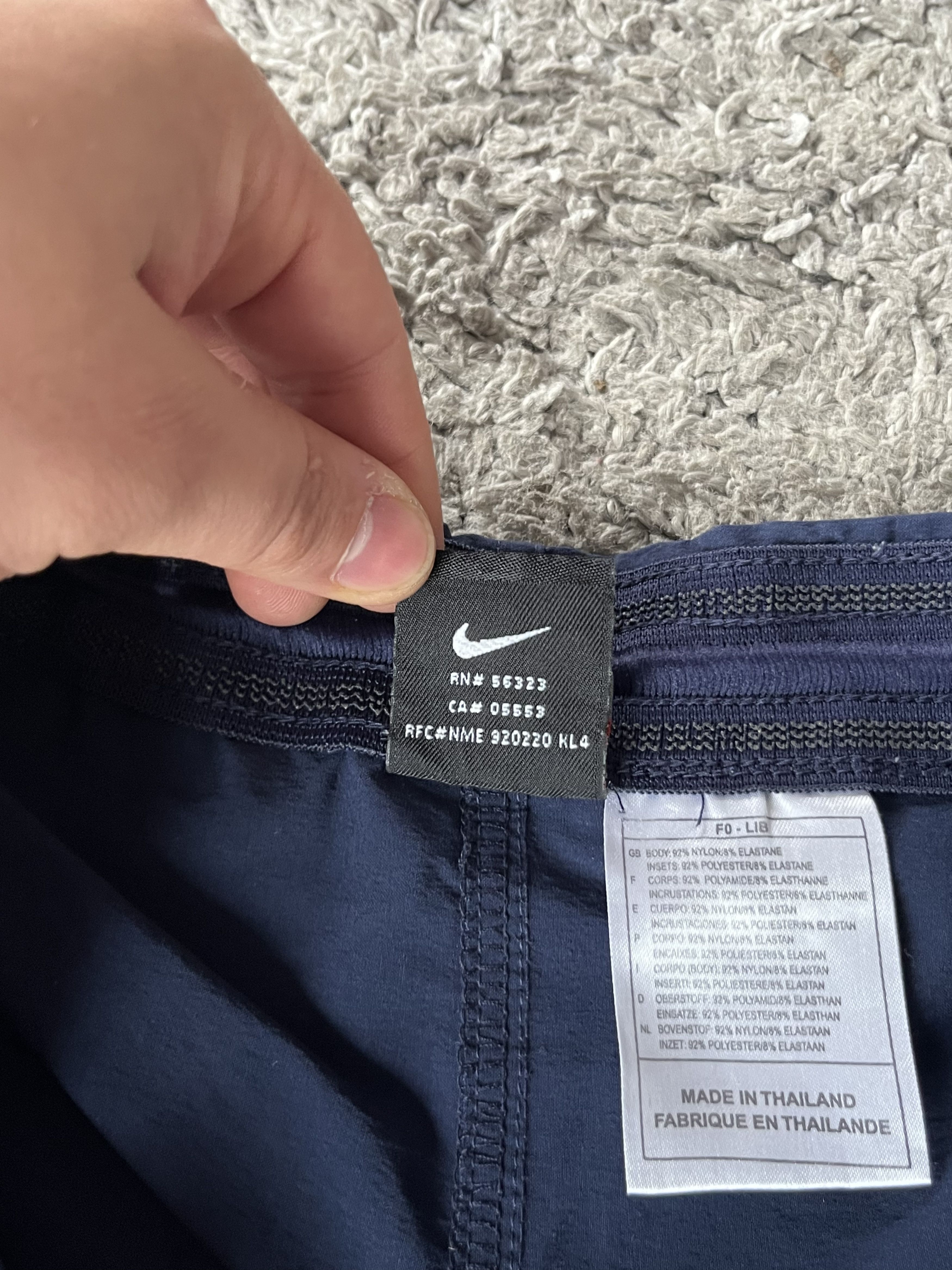 Nike Vintage Nylon Shorts Nike FC BARCELONA Y2K Style Size US 32 / EU 48 - 8 Thumbnail