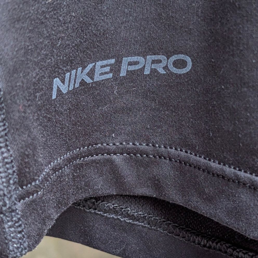 Nike Nike Pro Dri-FIT Men's Short Sleeve Training Shirt Black Size US XL / EU 56 / 4 - 7 Thumbnail