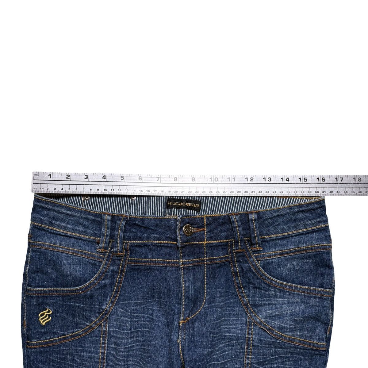 Rocawear Rocawear Jeans Womens 9 Blue Classic Embroidered Y2K 32 X 34 Size 32" / US 10 / IT 46 - 5 Thumbnail
