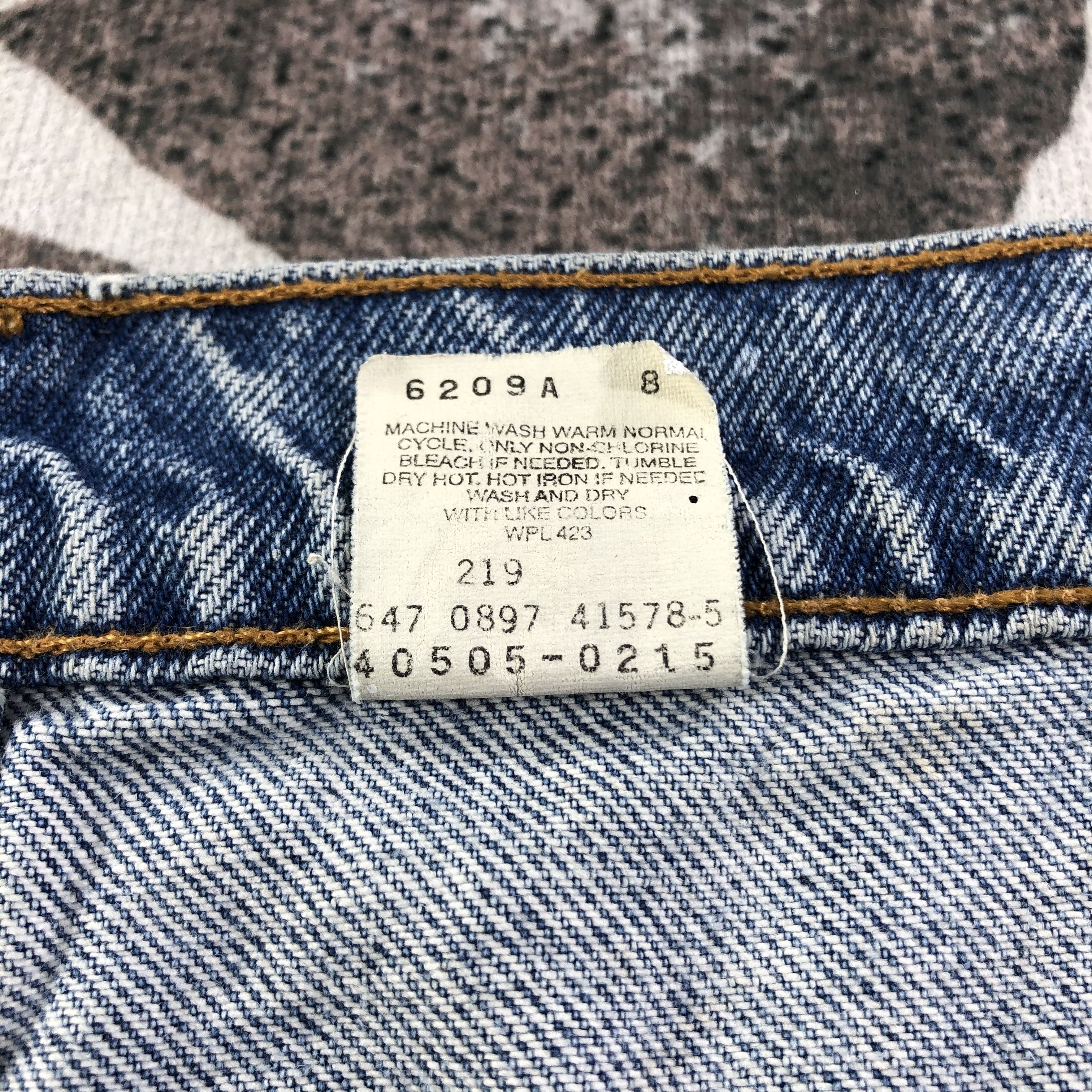 Levi's Vintage Levis 505 Jeans Painted Denim KJ1722 Size US 39 - 11 Thumbnail