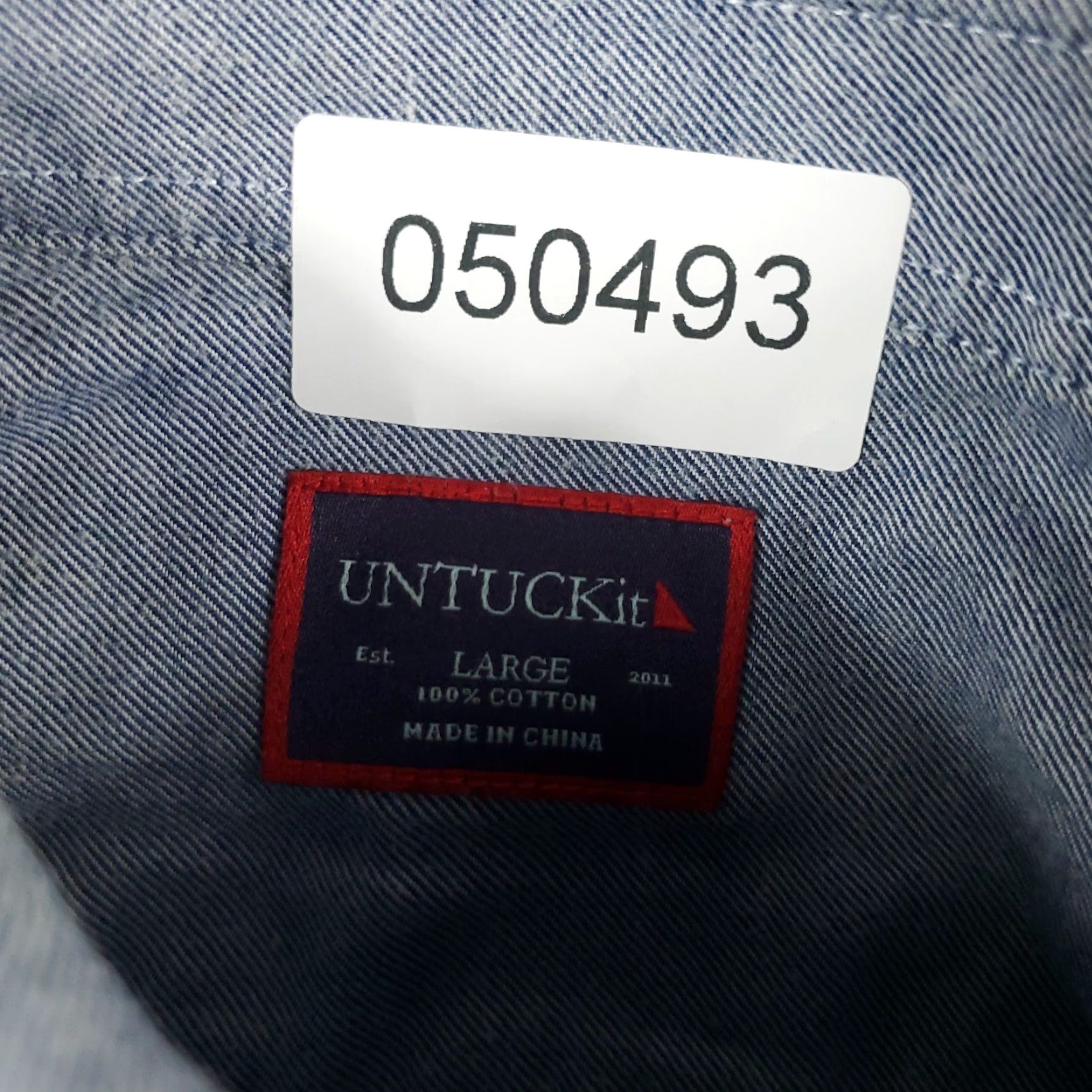 UNTUCKit UNTUCKit Shirt Mens L Blue Button-Up Long Sleeve Casual Colorful Modern Preppy American Classic Size US L / EU 52-54 / 3 - 7 Thumbnail