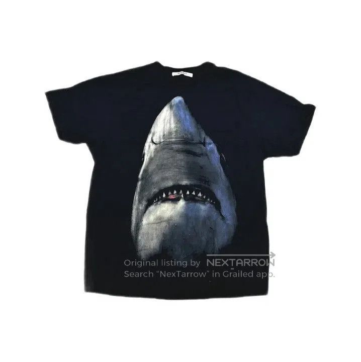 Givenchy Givenchy Shark Print Loose Short-Sleeve T-Shirt. Size US L / EU 52-54 / 3 - 2 Thumbnail