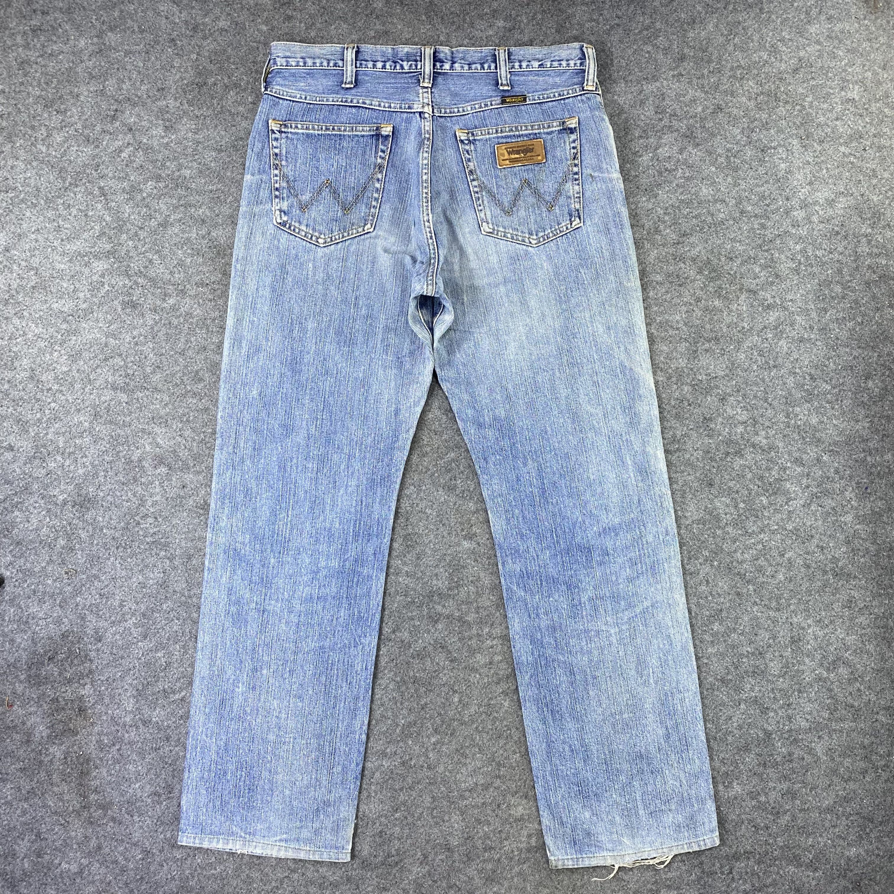 Vintage × Wrangler Vintage Wrangler Distress Blube Wash Jeans - J1149 Size US 35 - 3 Thumbnail