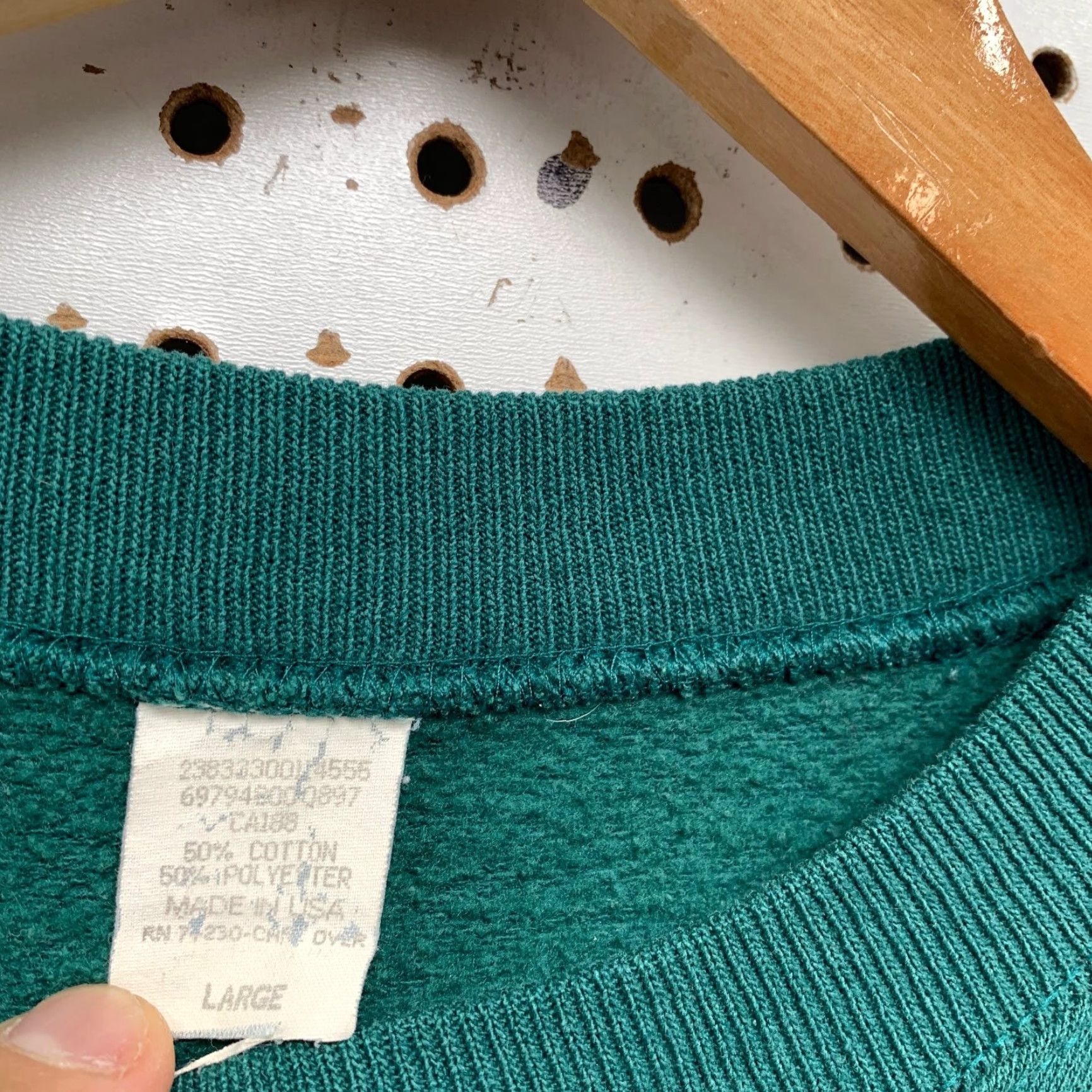 Vintage VINTAGE Wolf Nature Sweatshirt Mens Large Green Timberwolf American Outdoor USA Size US L / EU 52-54 / 3 - 2 Thumbnail