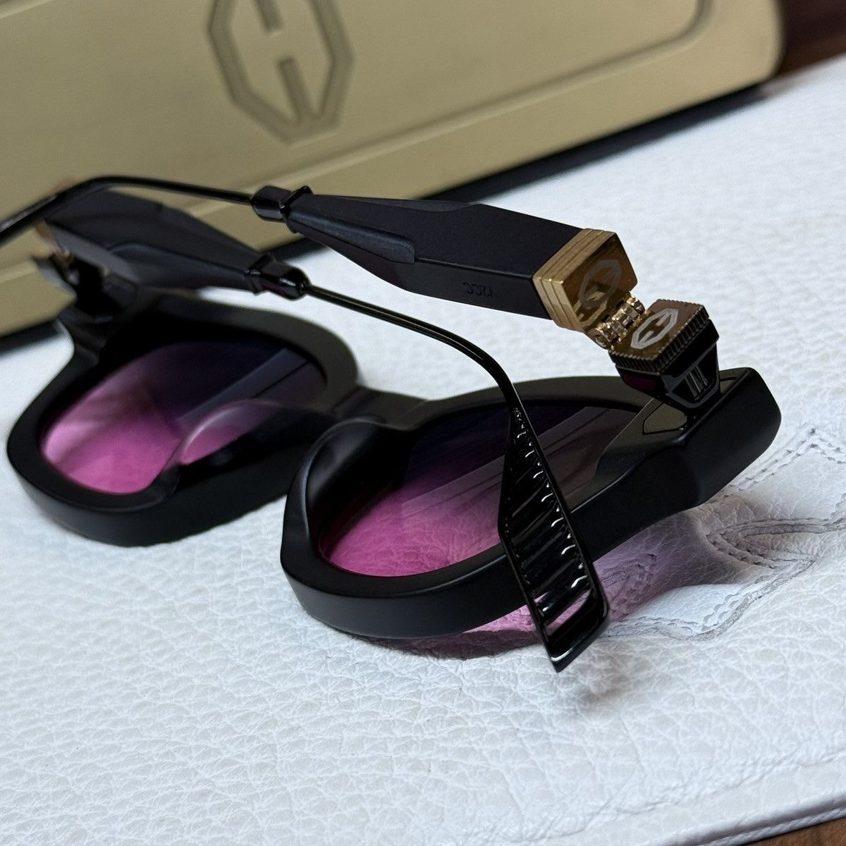 Other T HENRI 1/1 Sunglasses Size ONE SIZE - 6 Thumbnail