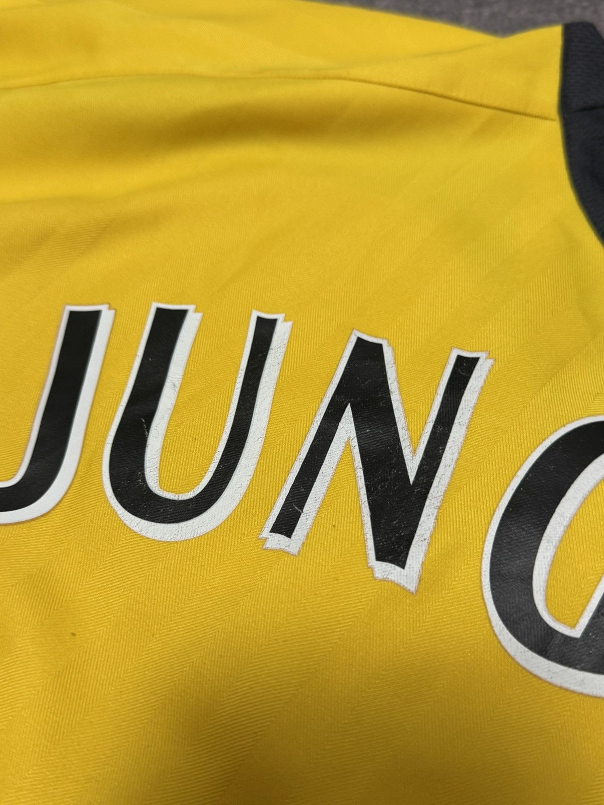 Nike 2006-07 Arsenal Nike Player Issue Away Shirt Ljungberg #8 Size US XL / EU 56 / 4 - 23 Thumbnail