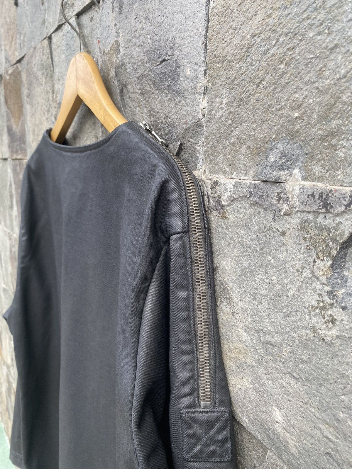 Dries Van Noten AW13 Dries Van Noten Waxed Denim Zip Sweater Size US L / EU 52-54 / 3 - 4 Thumbnail