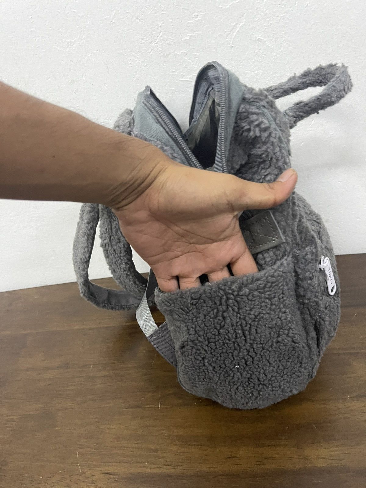 Japanese Brand Anello Polar Bear Benjamin X Hanshin Tiger sherpa bagpack Size ONE SIZE - 13 Thumbnail