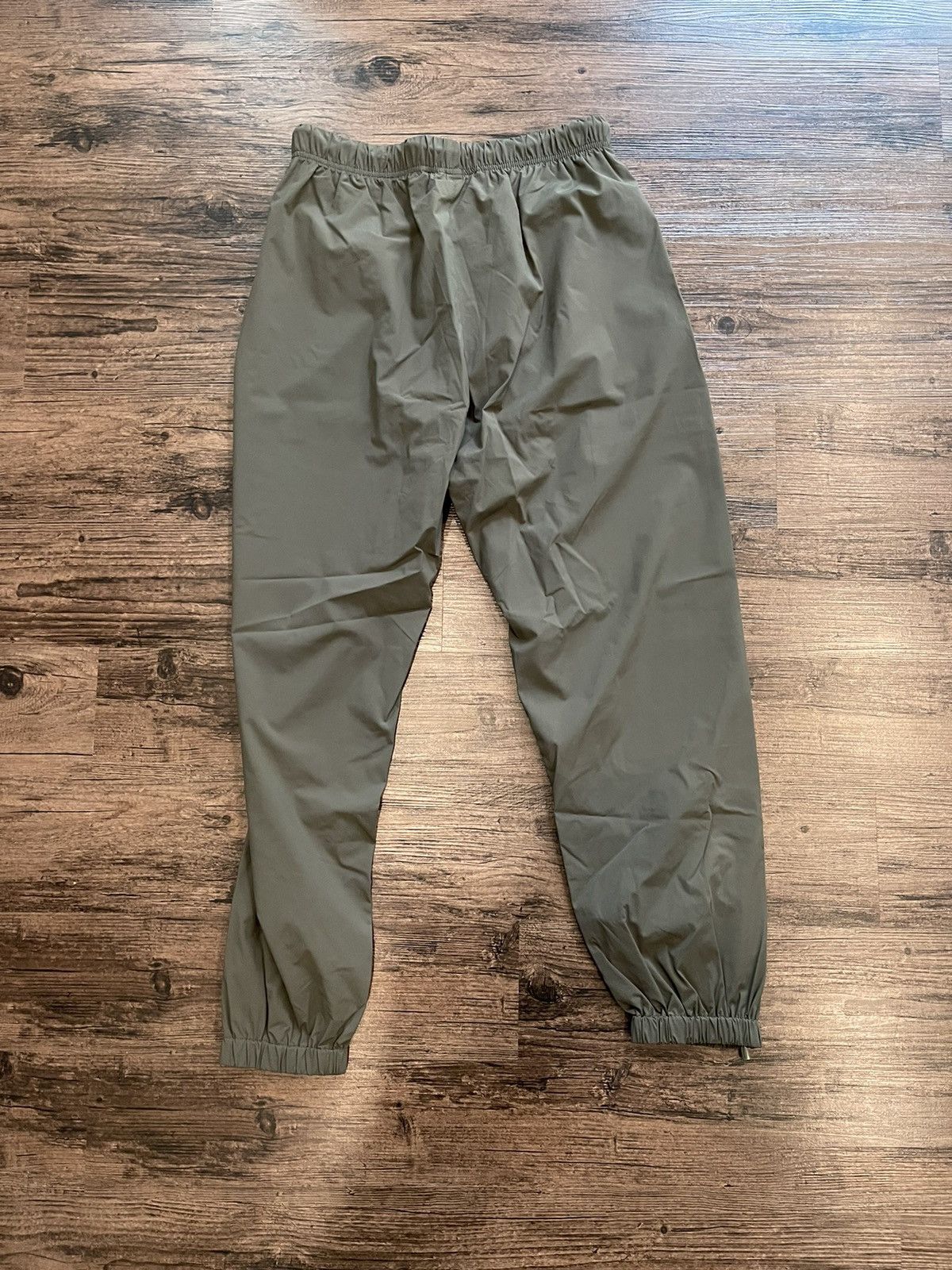 Essentials Fear of god essentials nylon pant ink Size US 30 / EU 46 - 7 Thumbnail