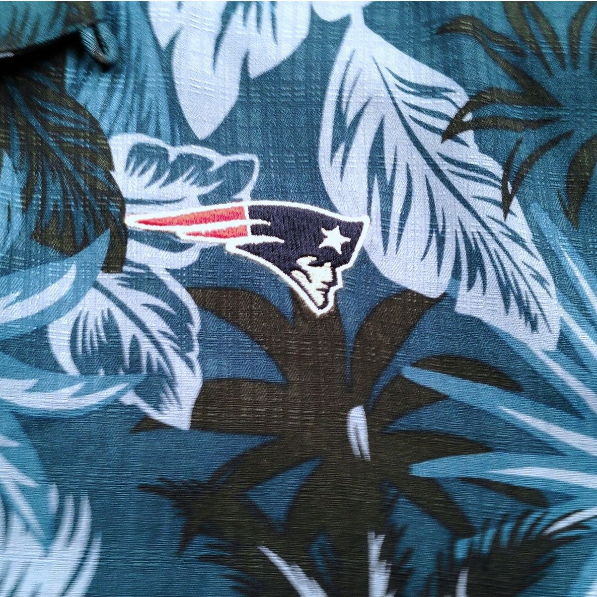 Tommy Bahama Tommy Bahama NE Patriot Hawaiian Silk S/S Button Down Shirt Size US M / EU 48-50 / 2 - 5 Thumbnail