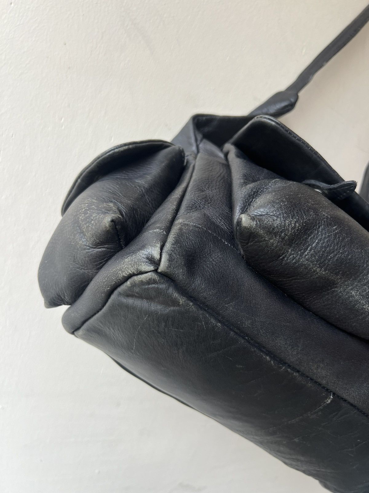 Leather Vintage ROSSI Florence Italy Faded Patina Cargo Sling Bag Size ONE SIZE - 18 Thumbnail