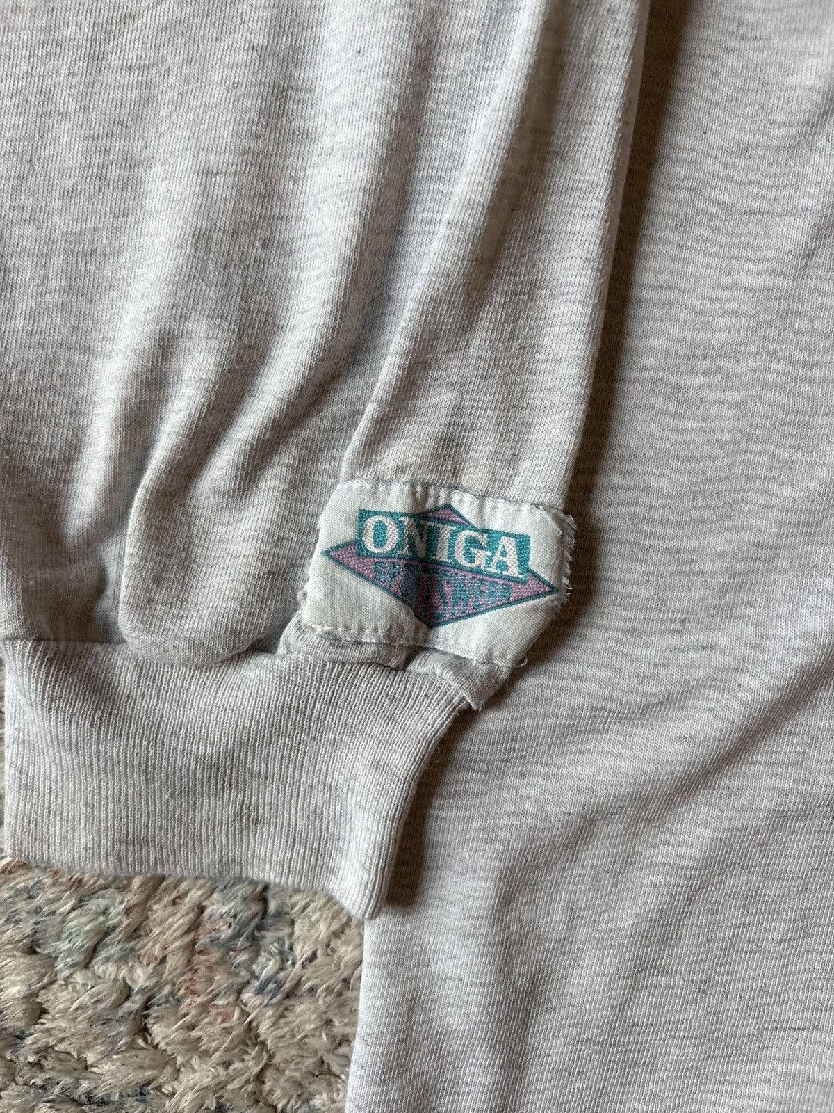 Vintage Vintage College De L’outaouais Spellout Long Sleeve T-shirt Size US XL / EU 56 / 4 - 5 Thumbnail