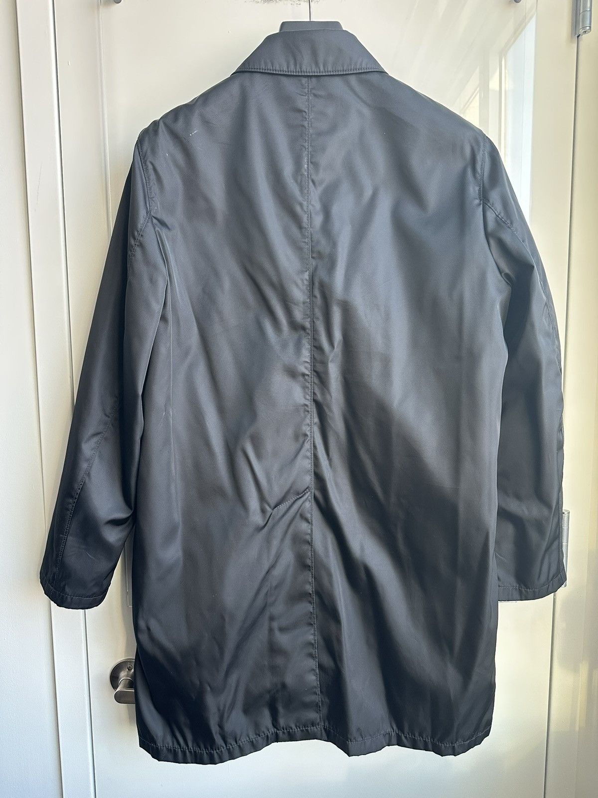 Prada Re-Nylon Black Coat w/ Enamel Logo Size US L / EU 52-54 / 3 - 4 Thumbnail