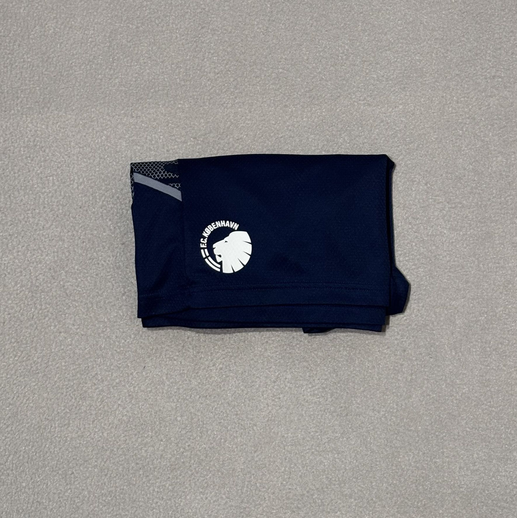 Adidas FC Copenhagen 2020/2021 Adidas Primeblue Football Shorts Size US 33 - 18 Thumbnail
