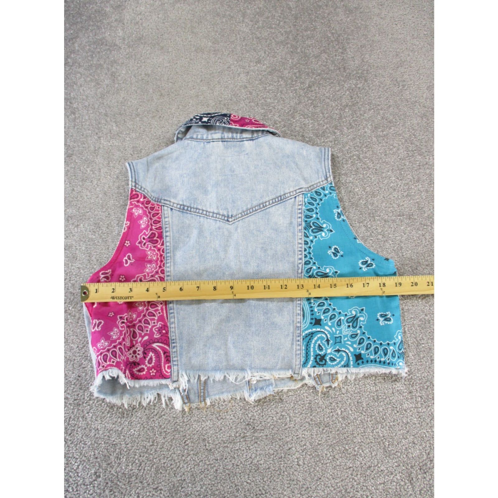 Jessica Simpson VINTAGE Jessica Simpson Denim Vest Womens Small Sleeveless Collared Short Cotton Blue 90s Womens Size S / US 4 / IT 40 - 6 Thumbnail