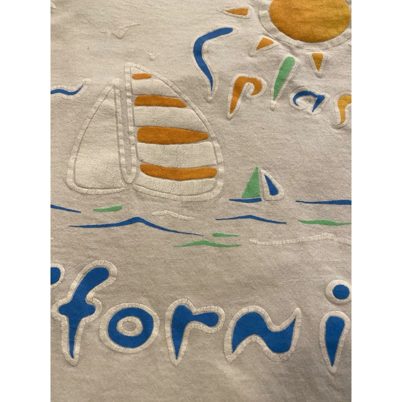 Hanes VINTAGE Hanes T-Shirt Sun Splash California Puff Print Mens XL White 80s Beach Graphic Print Short Sleeve Round Neck Cotton Knit Regular Men XS? Size US XL / EU 56 / 4 - 5 Thumbnail