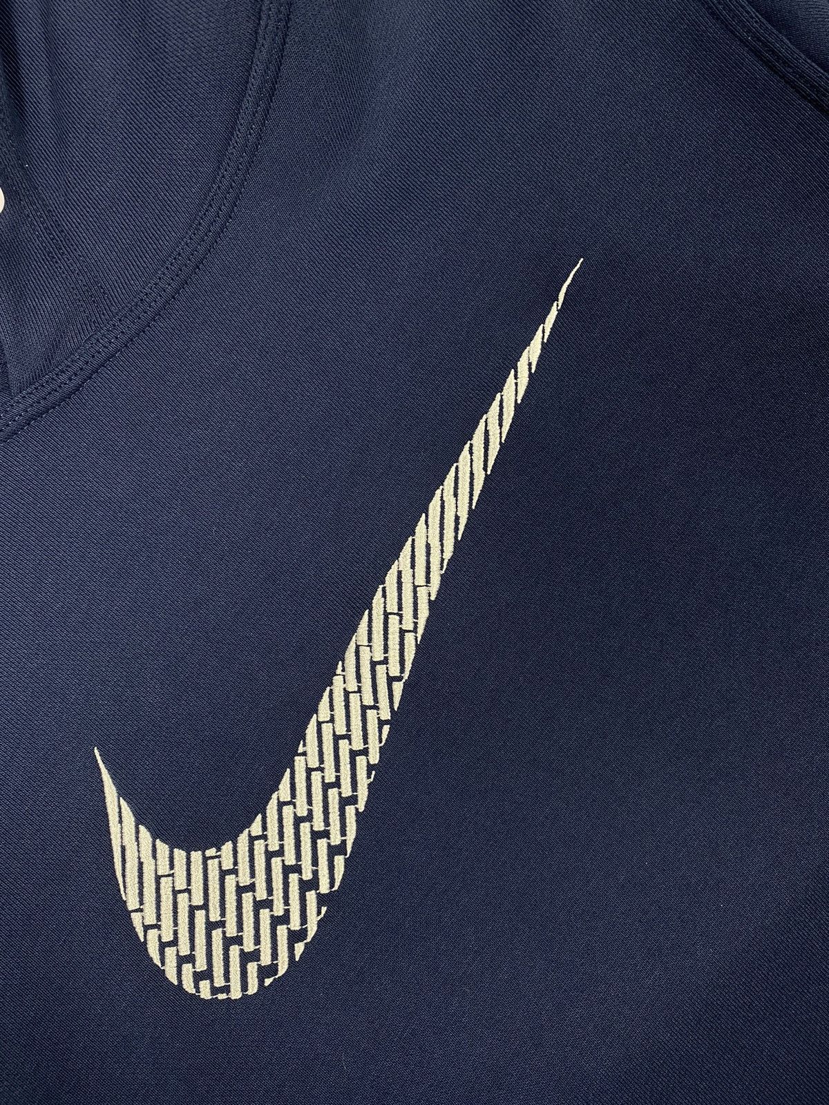 Nike Nike Streetwear Swoosh Big Logo Hoodie Size US L / EU 52-54 / 3 - 4 Thumbnail