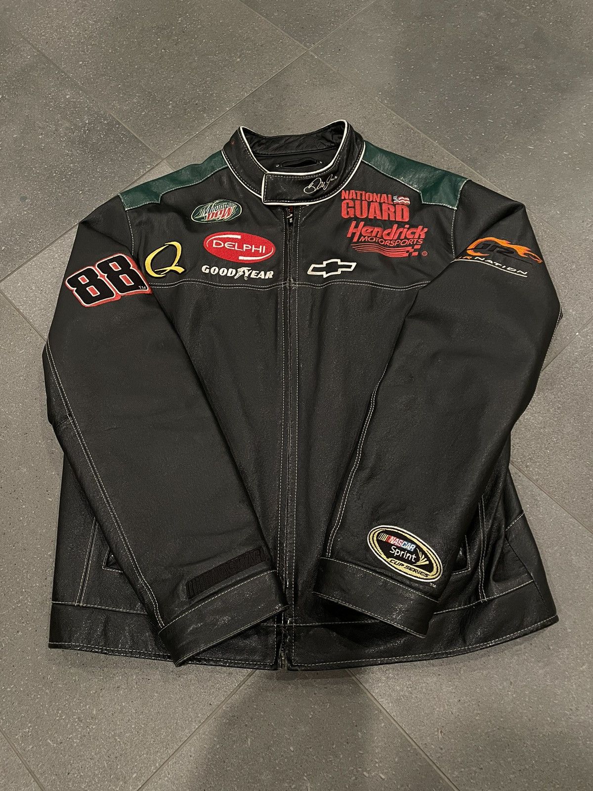 NASCAR Dale Earnhardt jr. leather jacket. Size US M / EU 48-50 / 2 - 2 Thumbnail