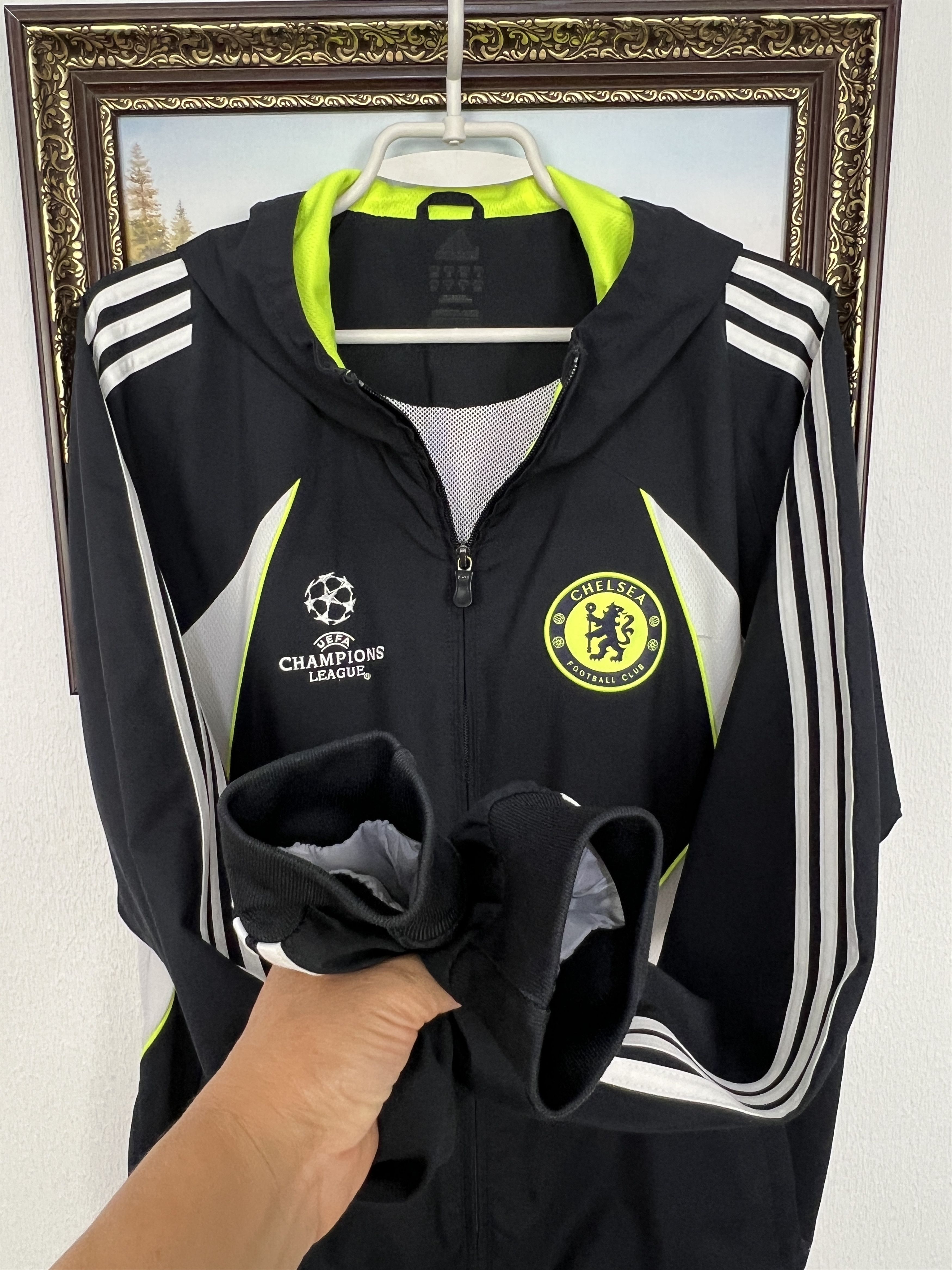 Adidas Vintage Adidas Chelsea Football Jacket Hooded Soccer Size US L / EU 52-54 / 3 - 7 Thumbnail