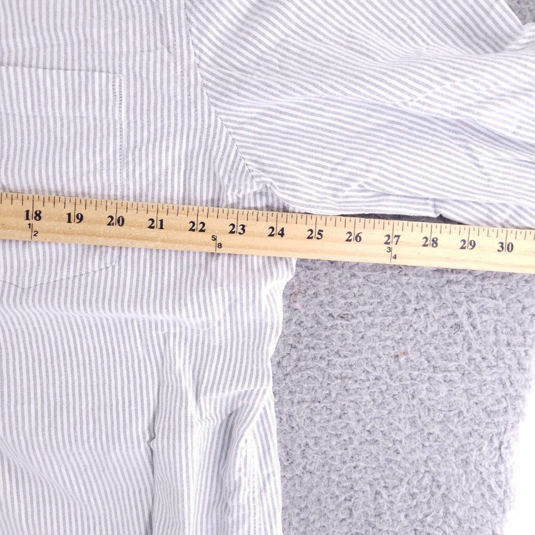 Vintage Goodthreads Shirt Men 2XL White Oxford Stripe Slim Cotton Long Sleeve Button Up Shirt Mens Slim 2XL White Striped Oxford Button-Up Size US XXL / EU 58 / 5 - 4 Thumbnail