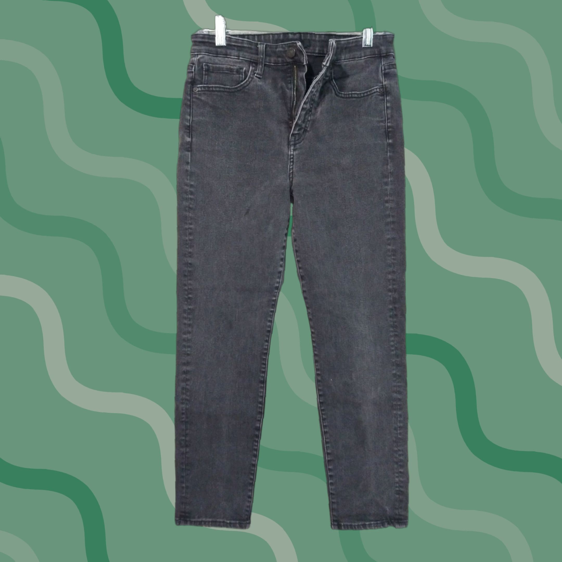 Uniqlo Uniqlo Jeans Womens 27 Black Denim Skinny Straight High Rise Stretch Dark Wash Size 27" / US 4 / IT 40 - 1 Thumbnail