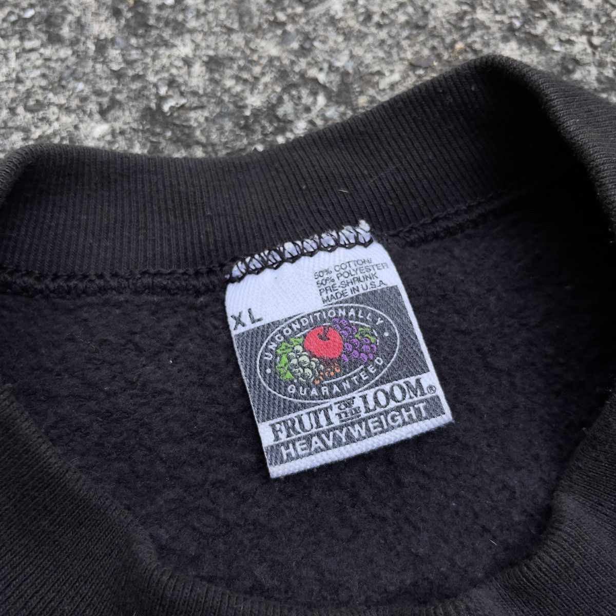 Fruit Of The Loom × Vintage Vintage 90s Faded FRUIT OF THE LOOM HEAVYWEIGHT Crewneck Size US XL / EU 56 / 4 - 4 Thumbnail