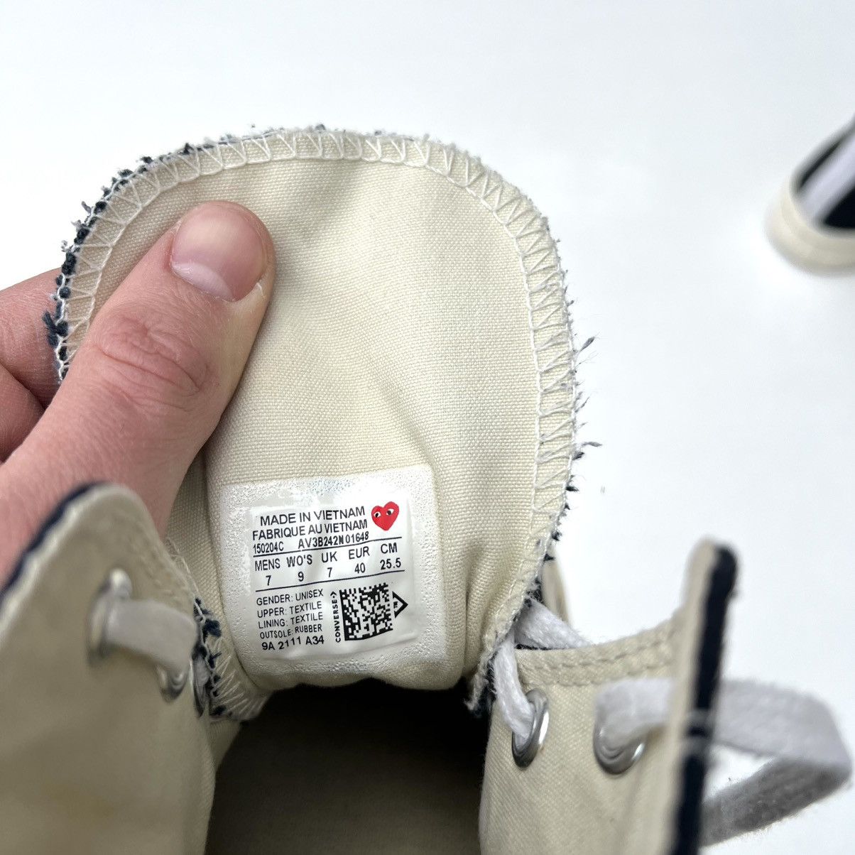 Comme des Garcons PLAY × Converse Converse Comme des Garcons Play shoes Size US 7 / EU 40 - 12 Thumbnail