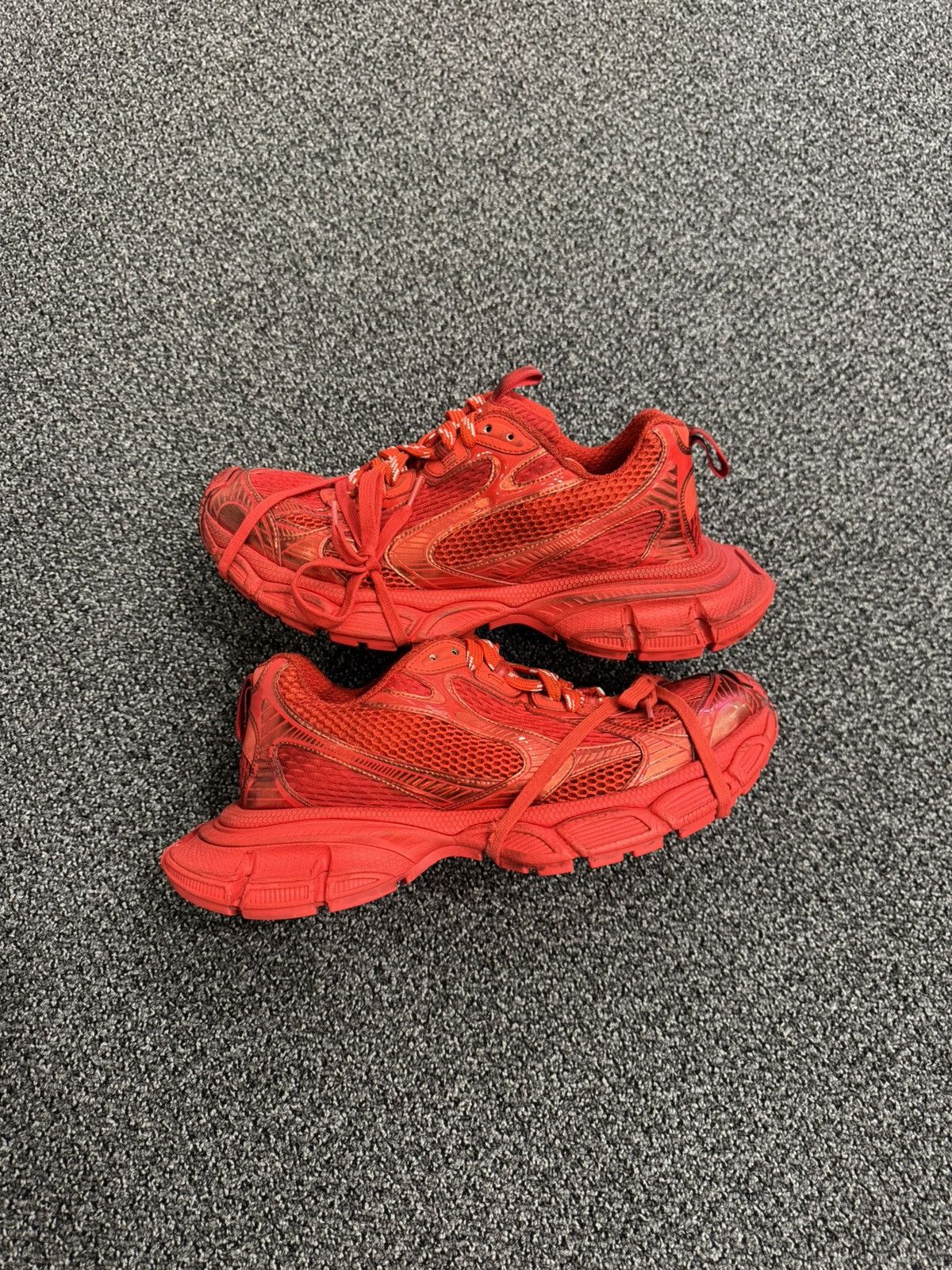 Balenciaga Balenciaga 3XL Red (US 10.5/11M) Size US 11 / EU 44 - 2 Thumbnail