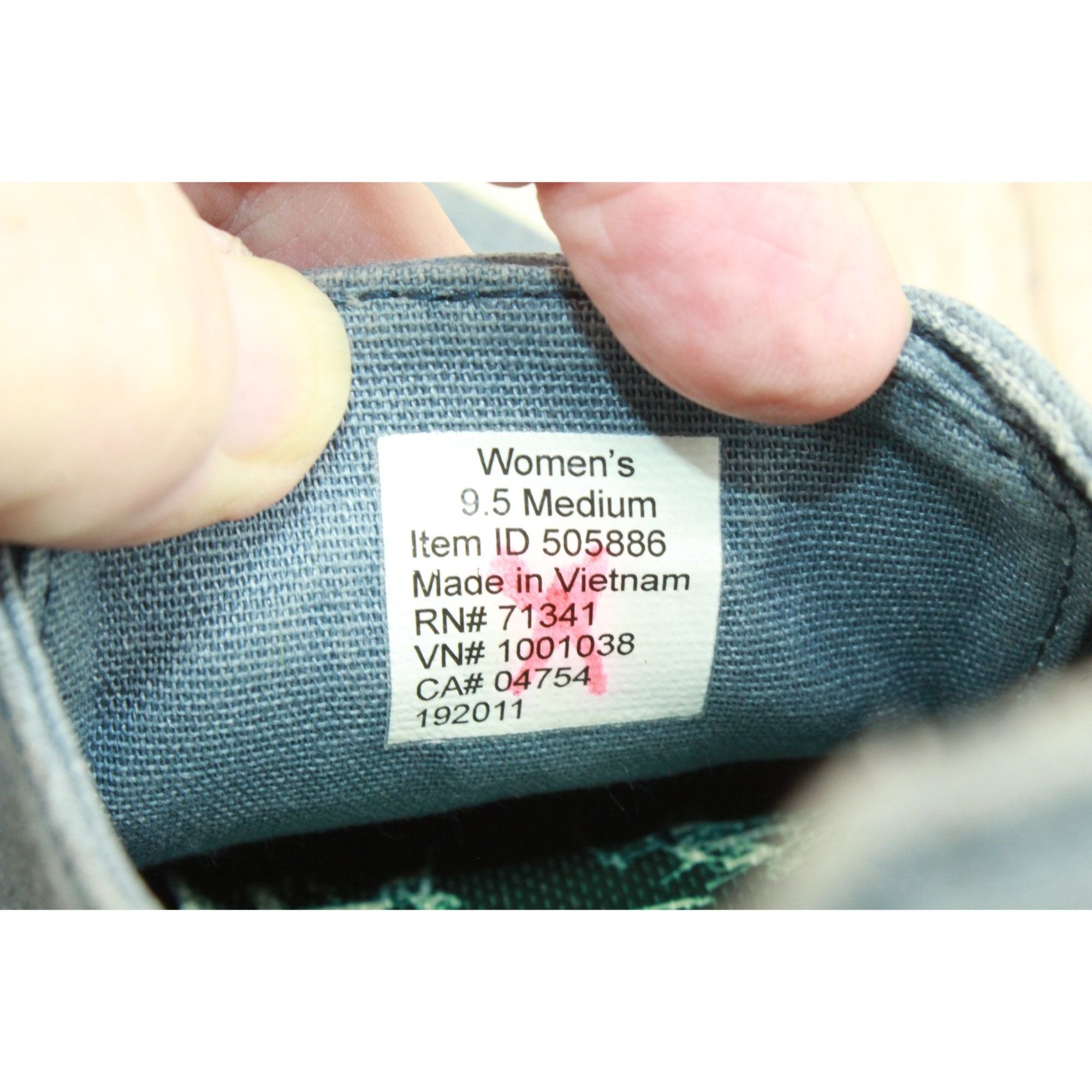 L.L. Bean LL Bean Women’s Campside Lace Up Casual Sneakers Shoes Size US 9.5 / IT 39.5 - 9 Thumbnail