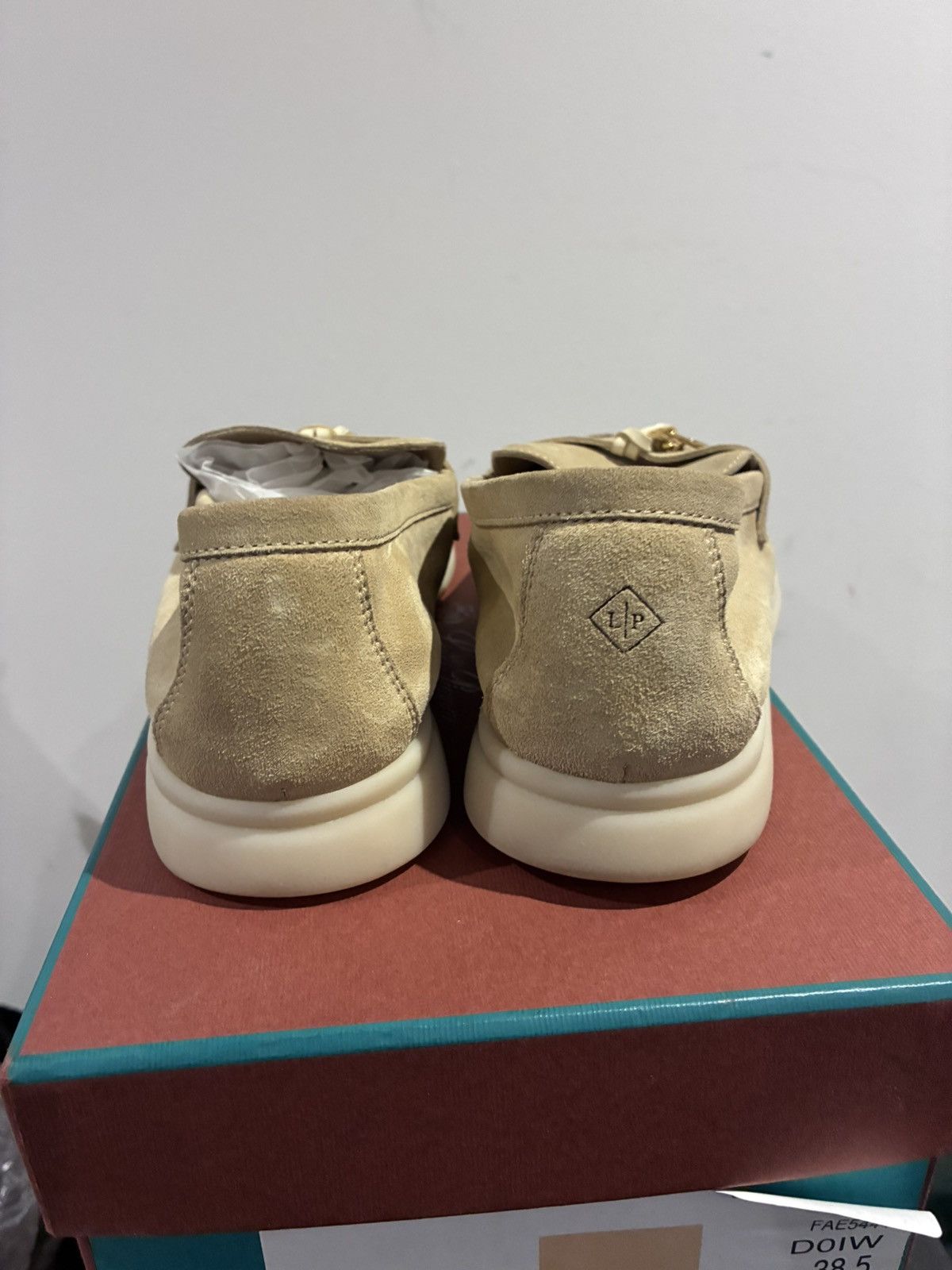Loro Piana Loro piana summer walk charm uk 4.5 eu 38.5 Size US 8.5 / IT 38.5 - 8 Thumbnail