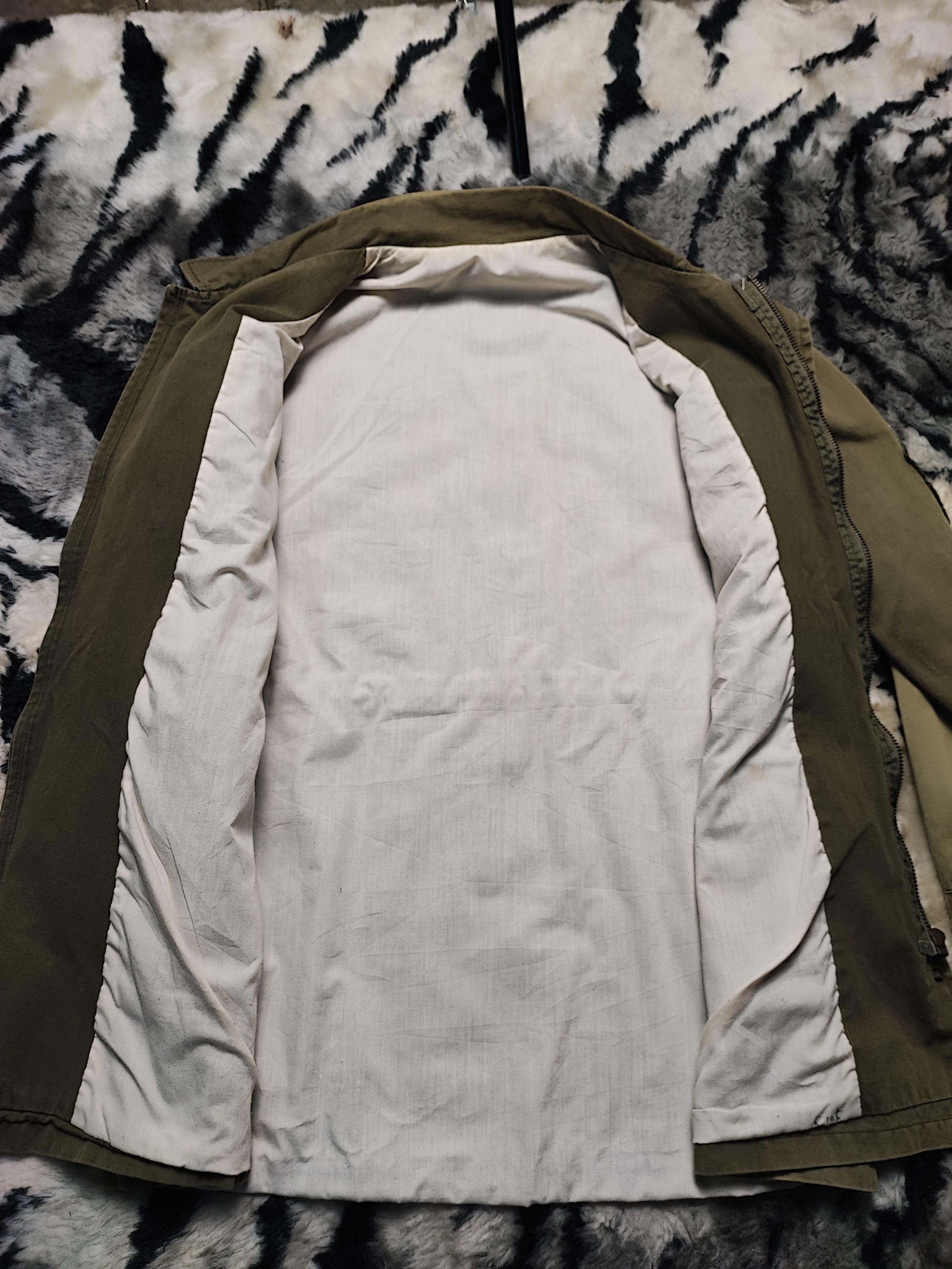 Vintage Vintage Faded Olive Military Field Jacket Utility Coat Size US M / EU 48-50 / 2 - 13 Thumbnail