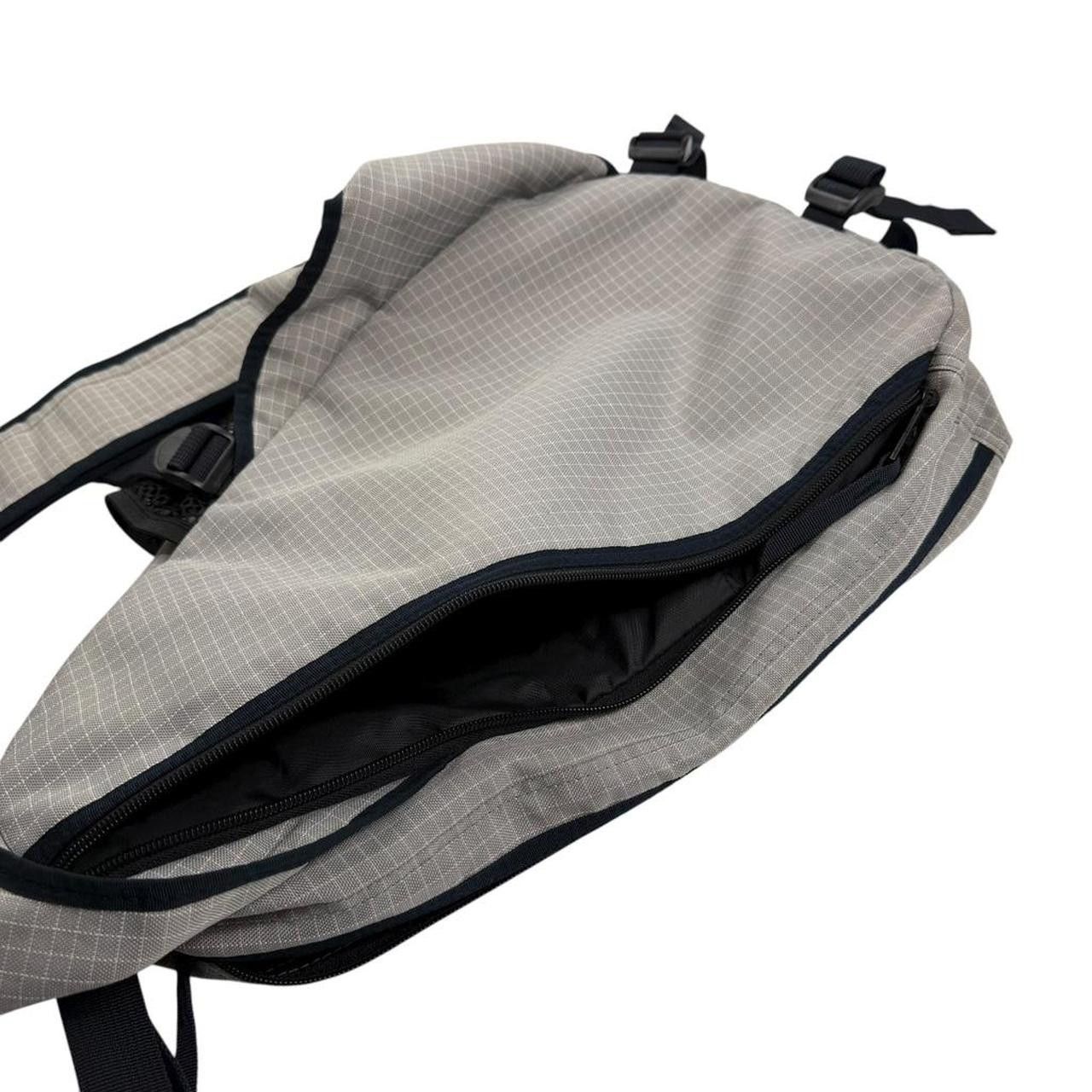 Stussy Vintage Stussy Sling Bag Grid Pattern Size ONE SIZE - 7 Thumbnail