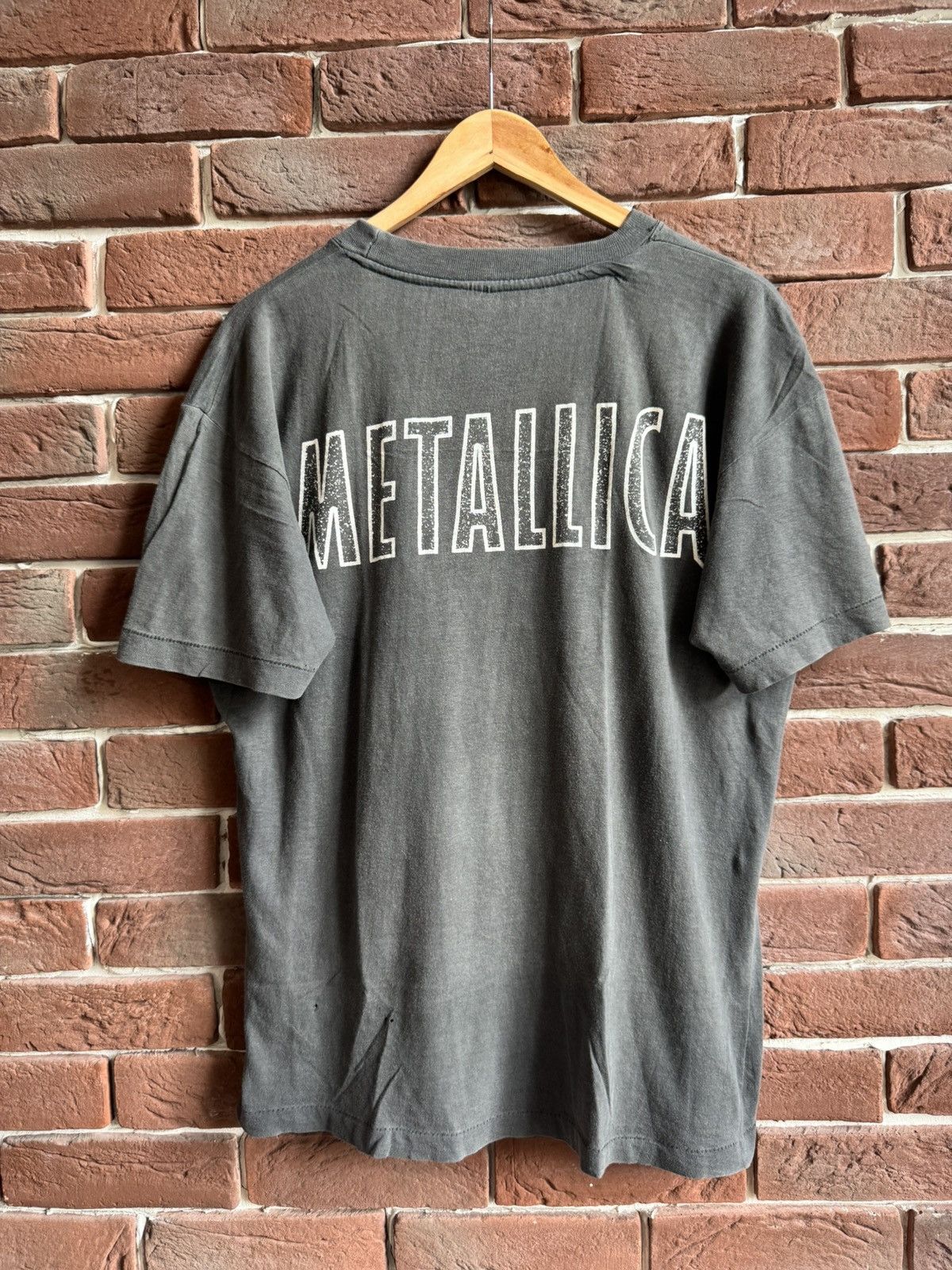 Band Tees Metallica Heavy Metal Band 90s Vintage T-Shirt Faded L Black Size US L / EU 52-54 / 3 - 2 Thumbnail