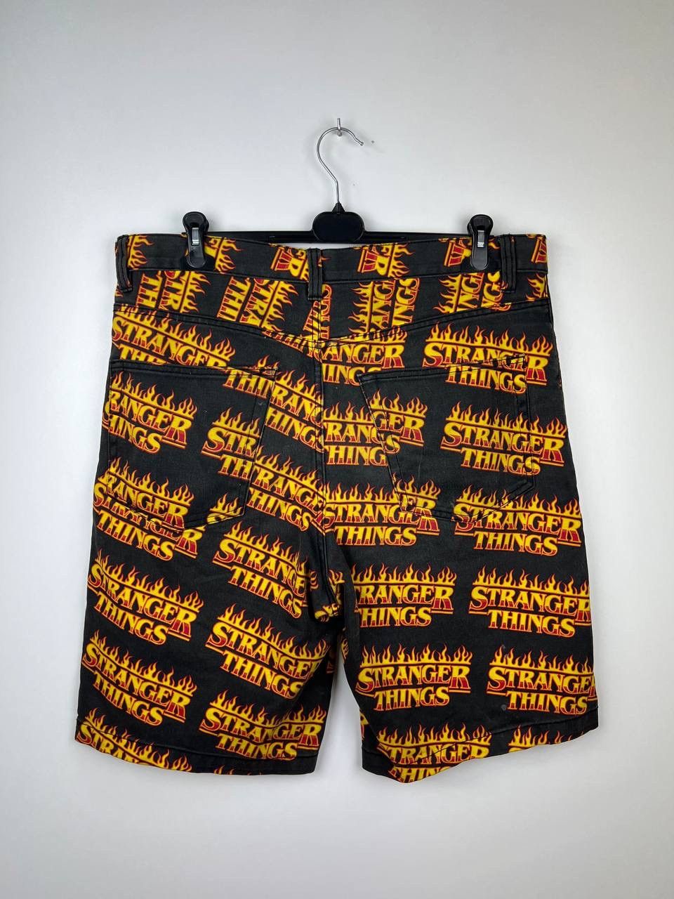 Vintage Stranger Things Netflix movie shorts size 36 Size US 36 / EU 52 - 2 Thumbnail
